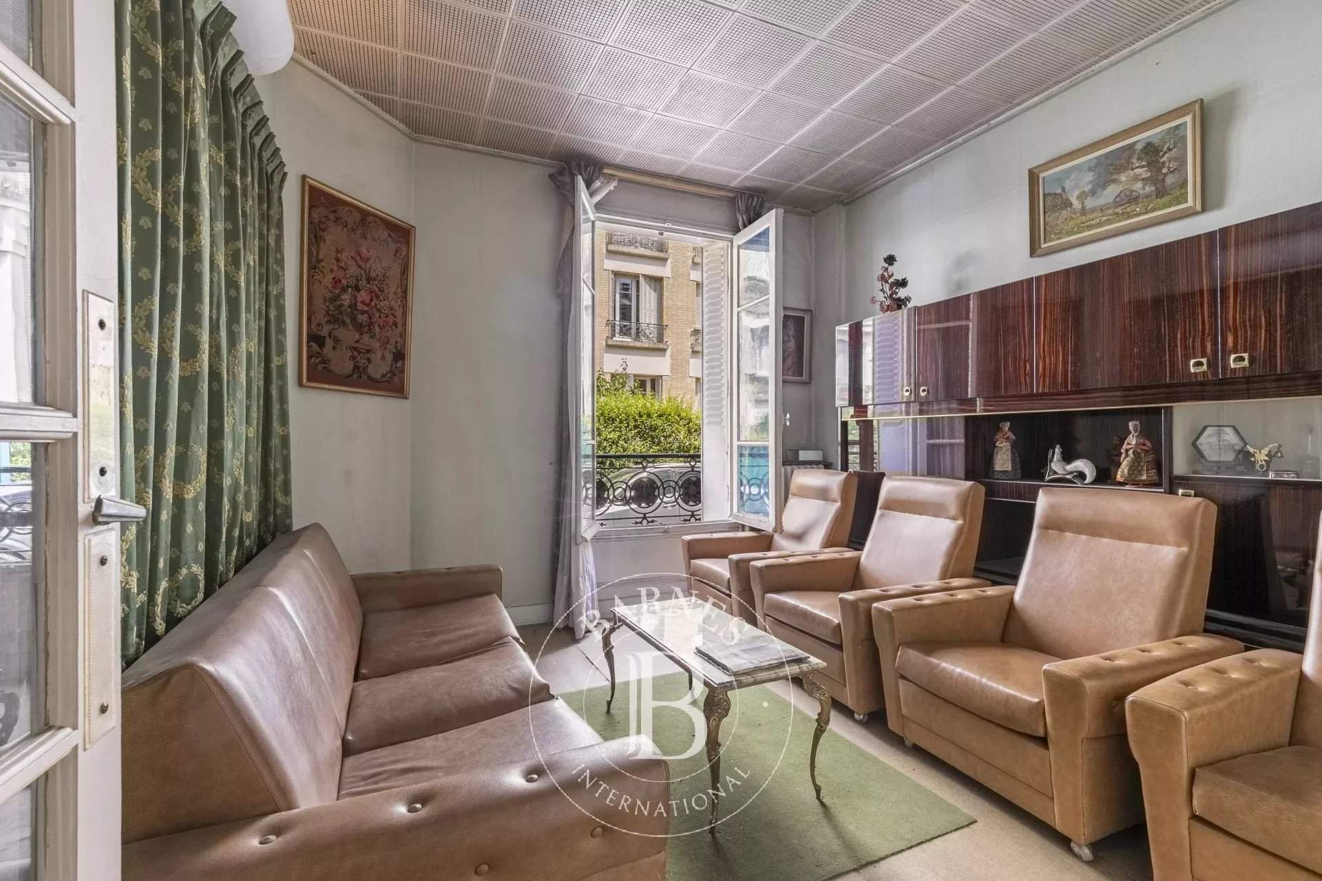 Paris  - Maison 7 Pi&egrave;ces 6 Chambres - picture 8