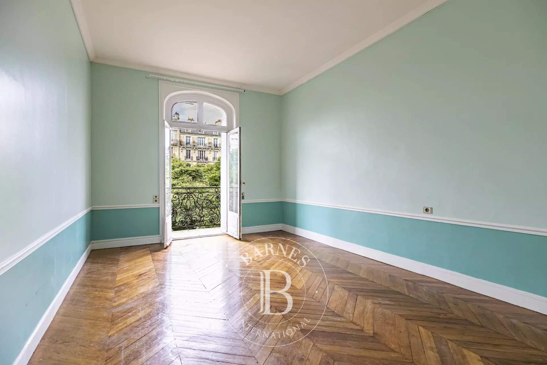 Paris  - Apartment 3 Bedrooms - picture 14