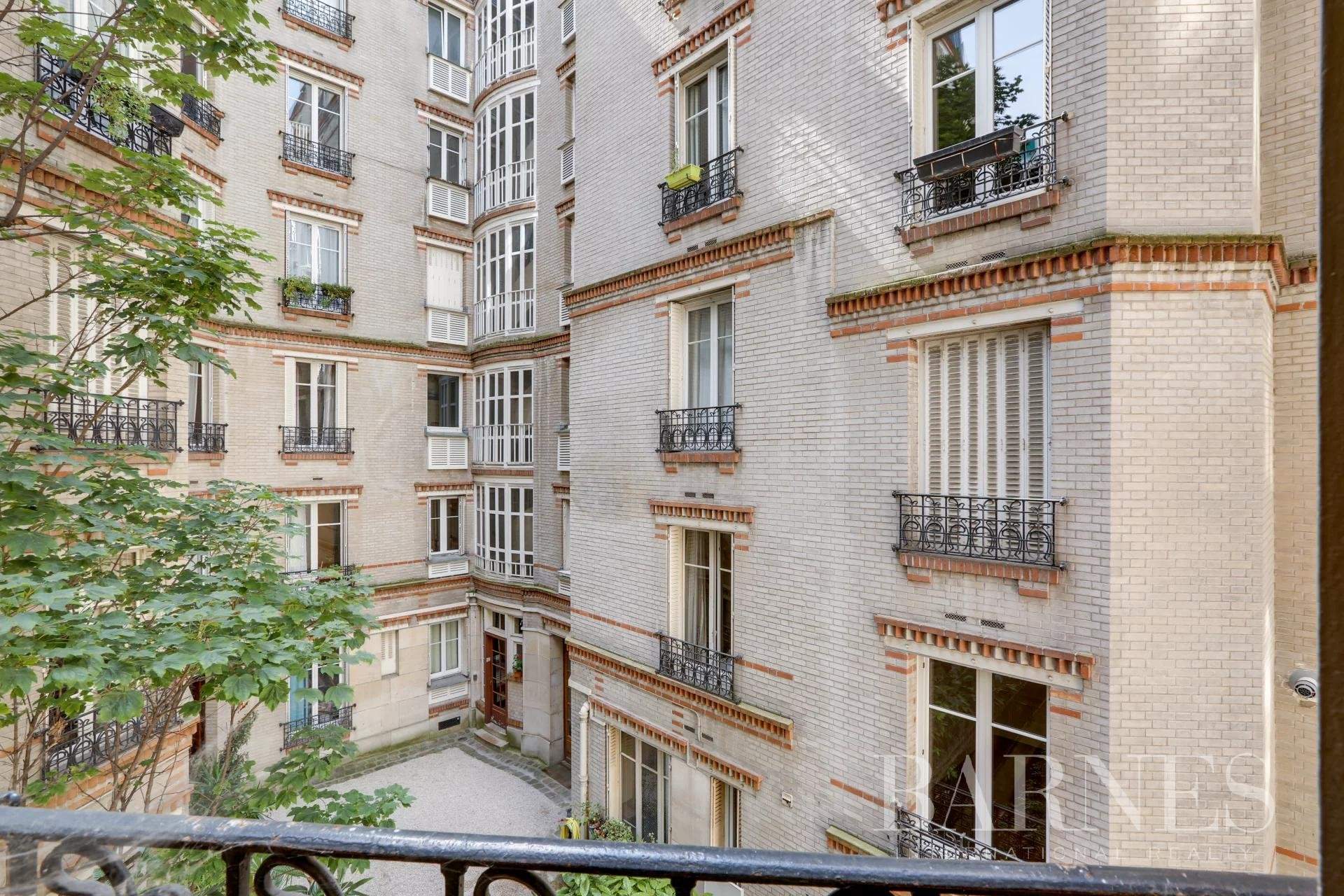 Paris  - Appartement 3 Pièces 2 Chambres - picture 11