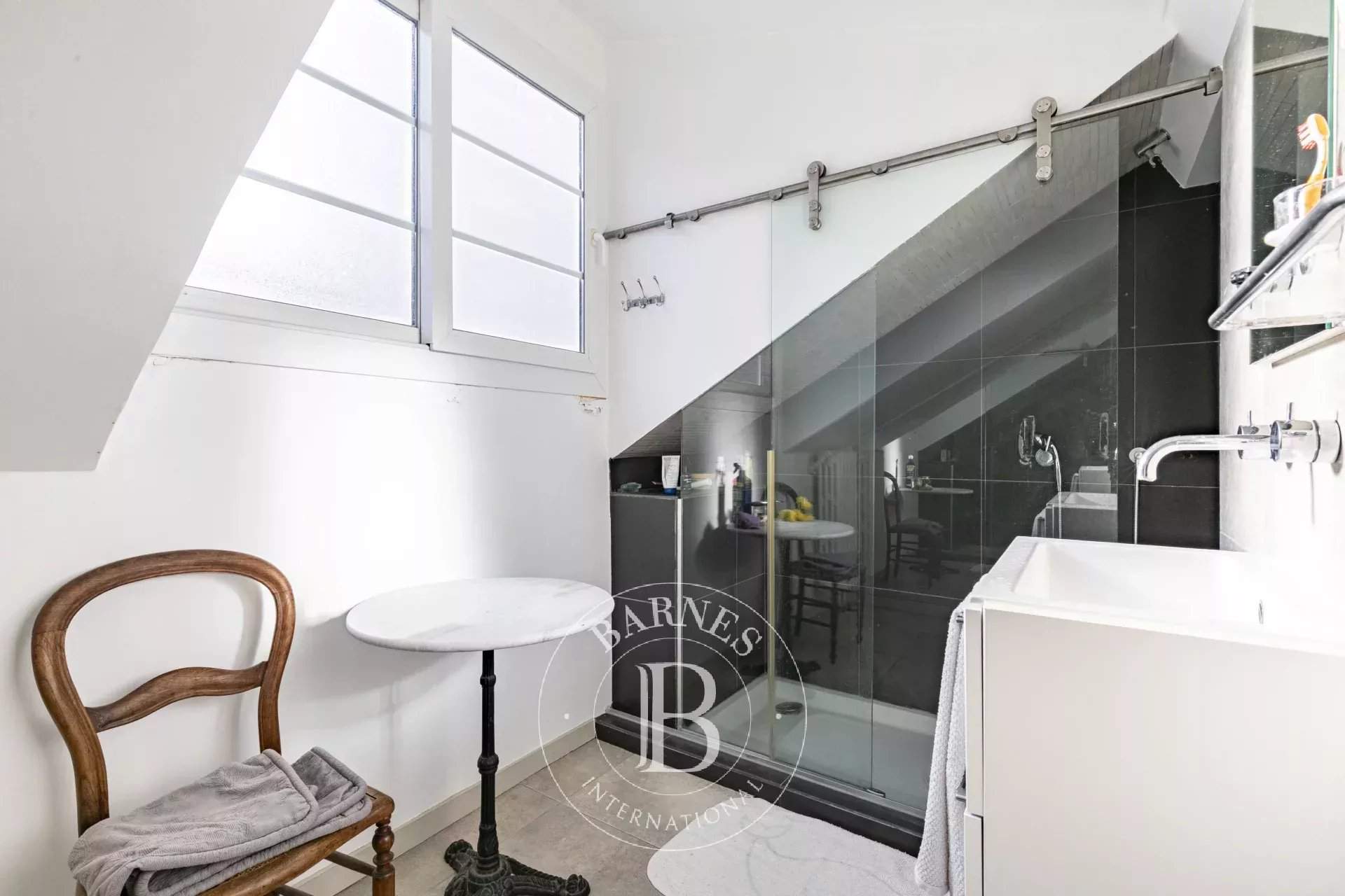 Paris  - Maison 7 Pièces 3 Chambres - picture 17