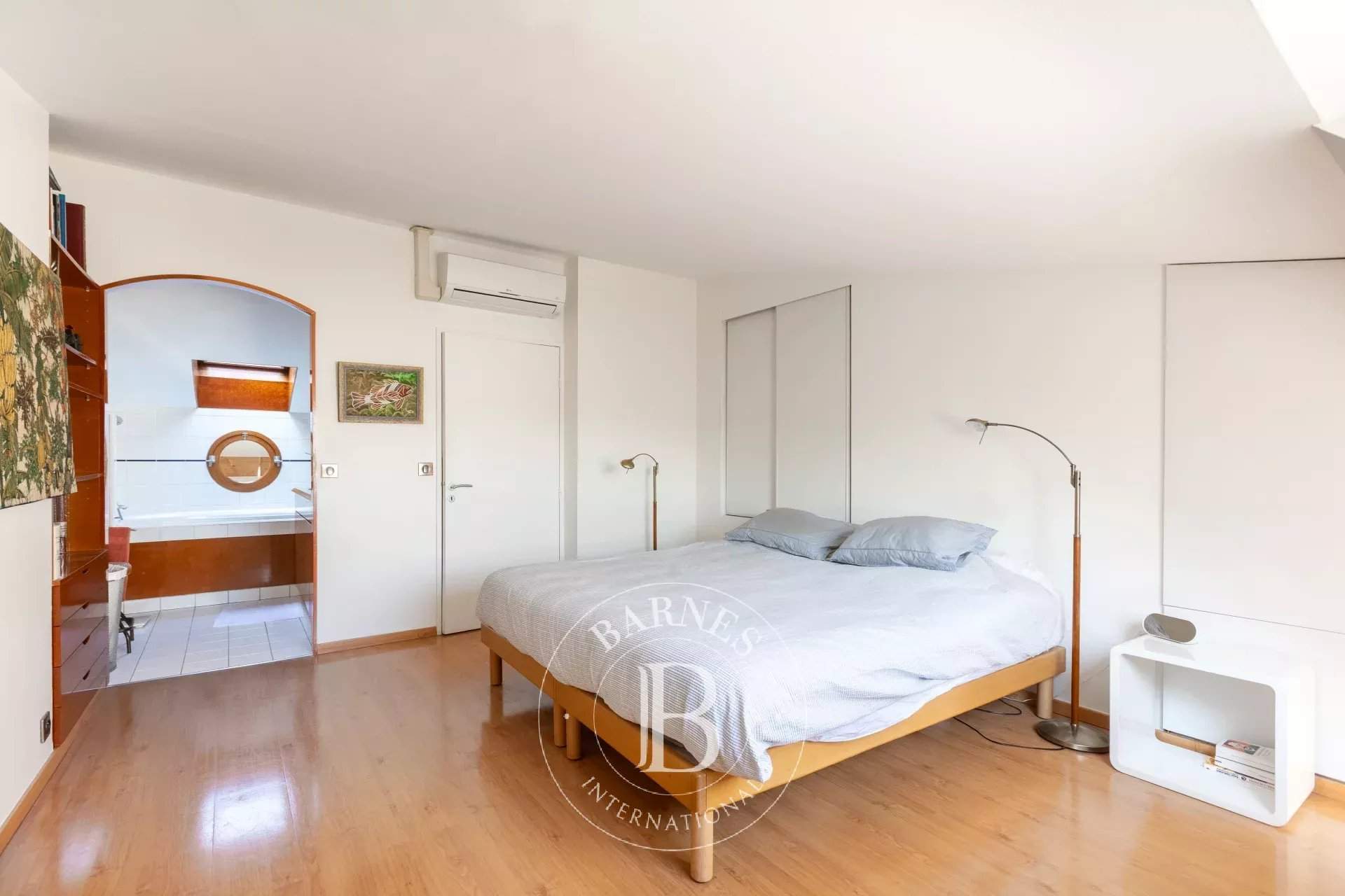 Paris  - Apartment 3 Bedrooms - picture 18