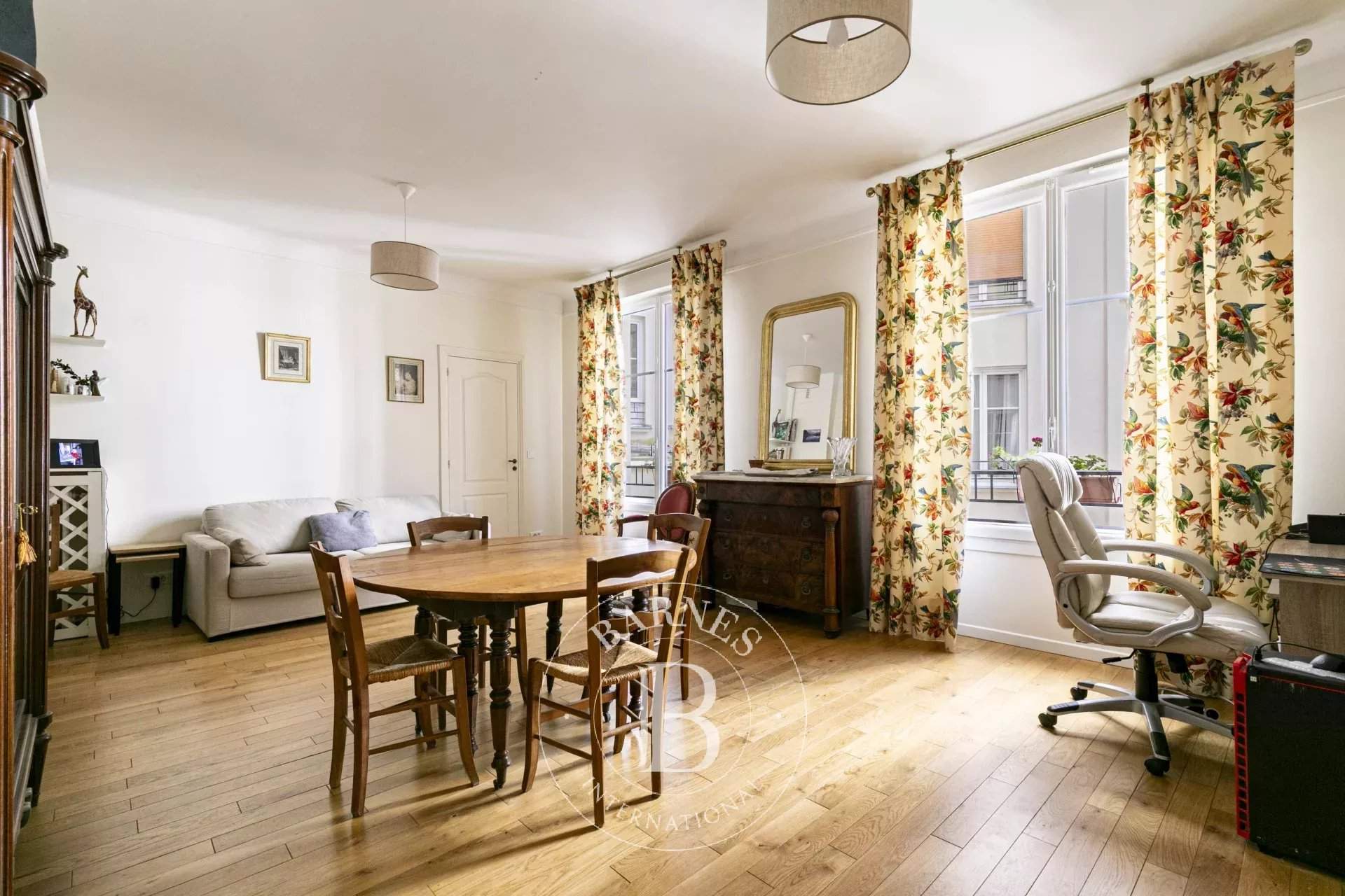 Paris  - Apartment 1 Bedroom - picture 1