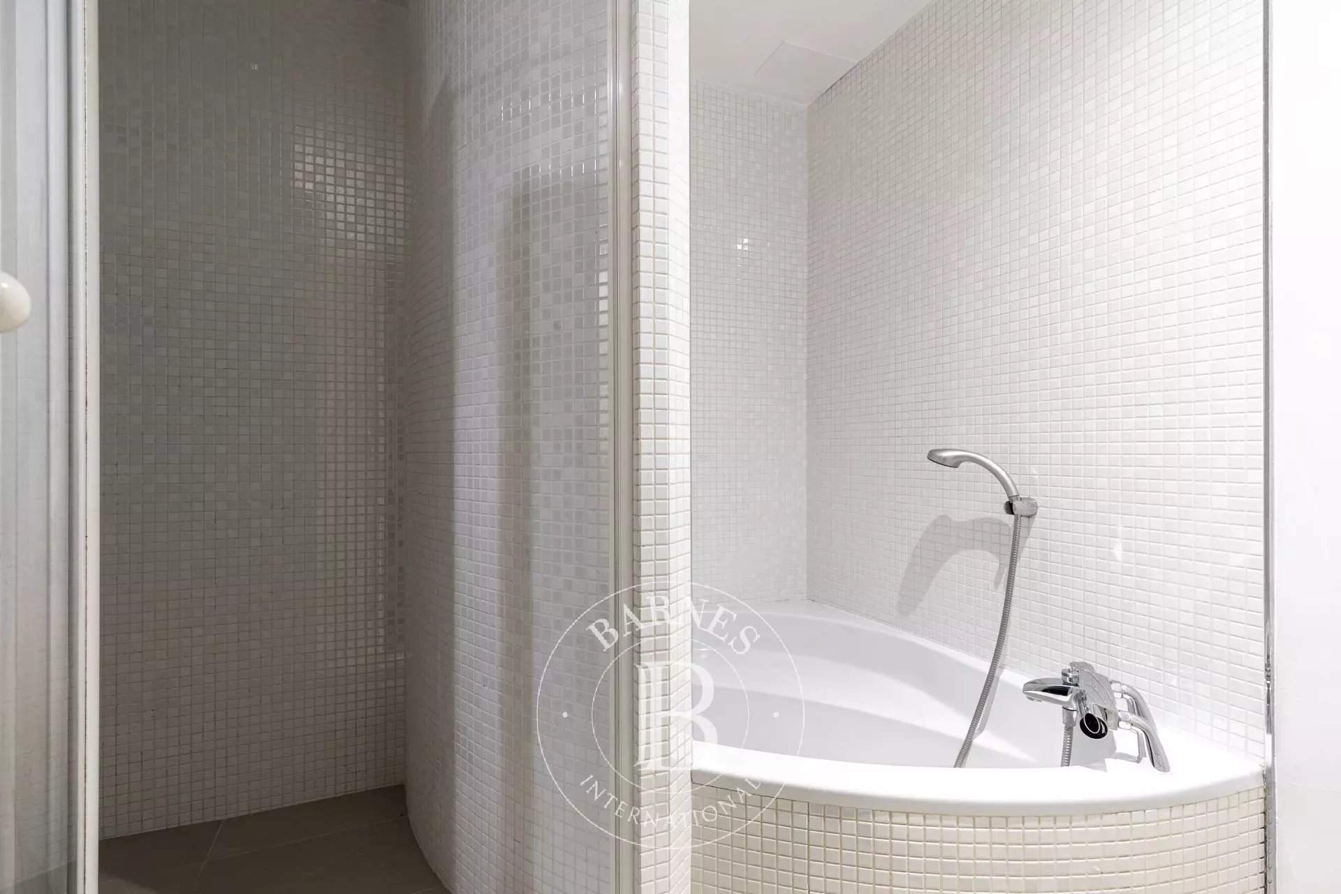 Paris  - Apartment 2 Bedrooms - picture 7