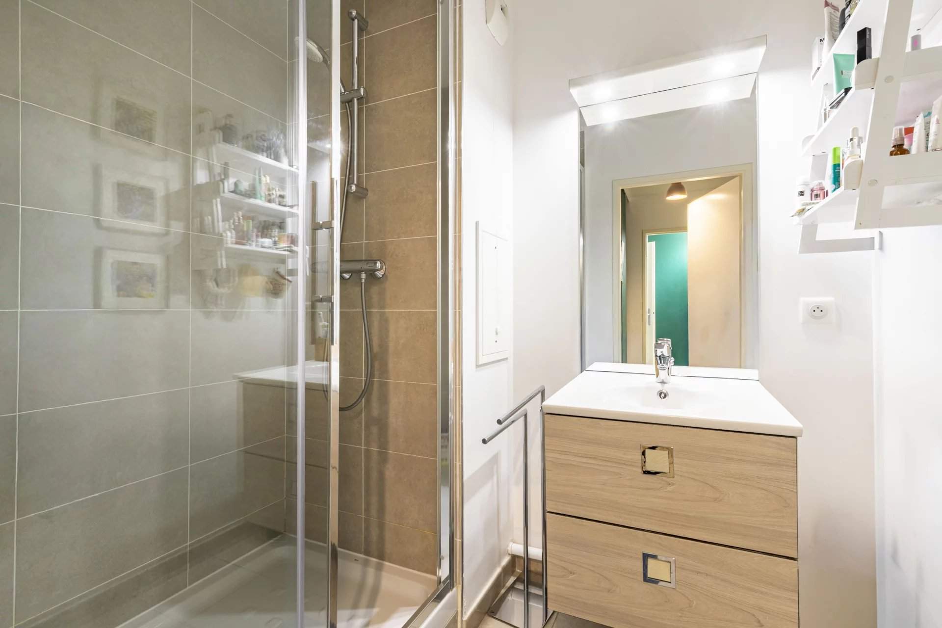 Paris  - Apartment 3 Bedrooms - picture 11