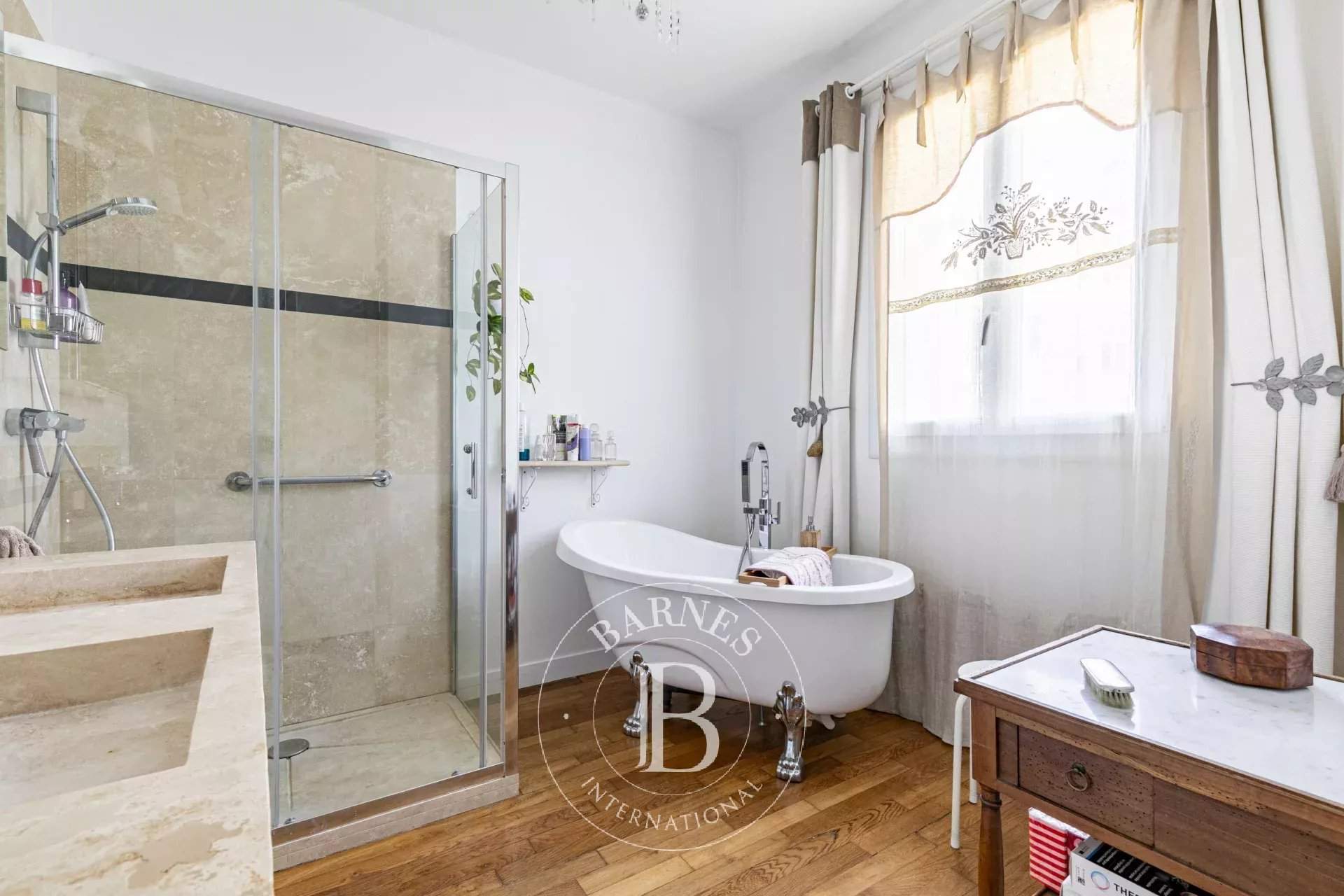 Paris  - Maison 7 Pièces 3 Chambres - picture 15