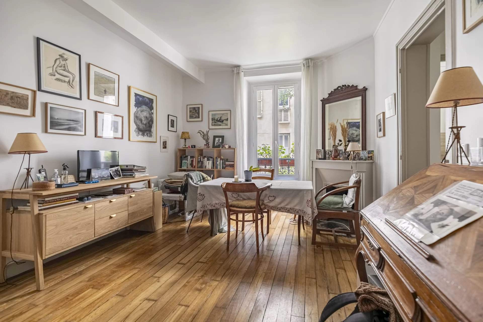 Paris  - Apartment 1 Bedroom - picture 1