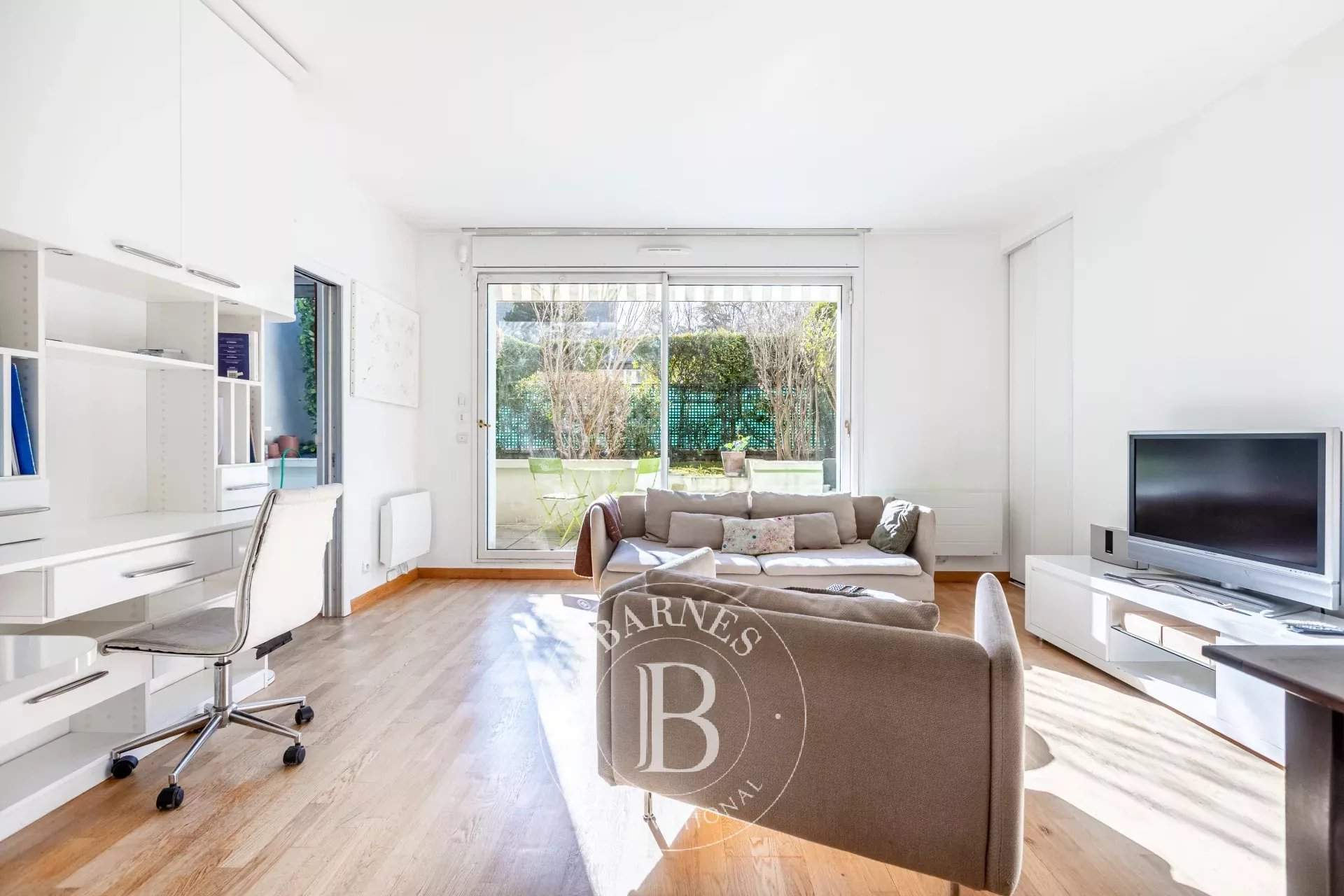 Paris  - Appartement 5 Pi&egrave;ces 3 Chambres - picture 6