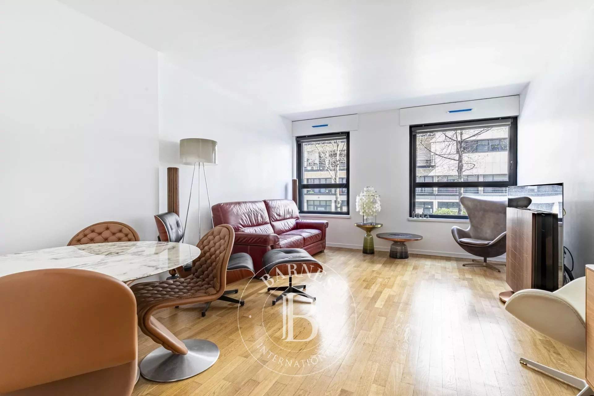 Paris  - Apartment 3 Bedrooms - picture 1