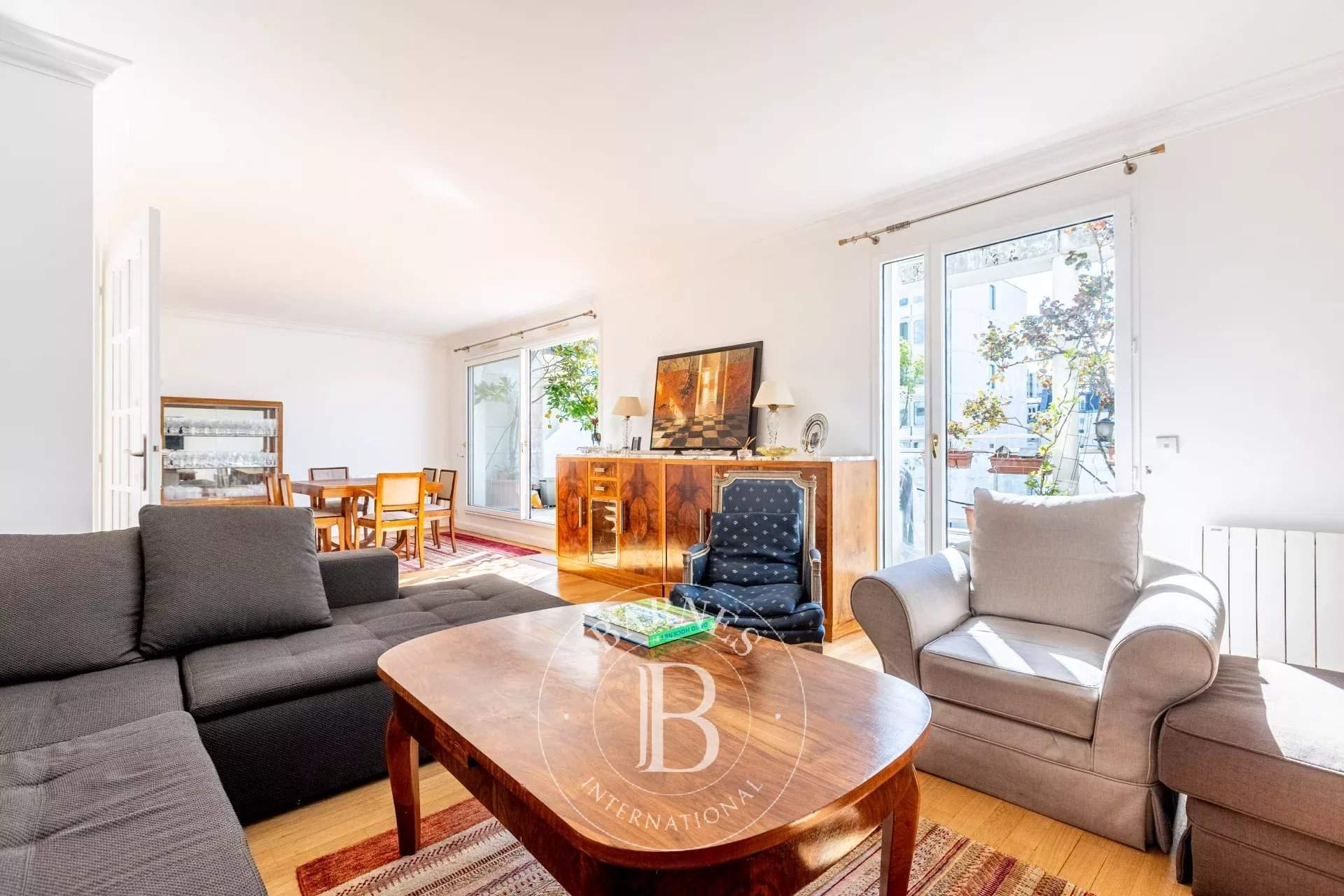 Paris  - Appartement 6 Pi&egrave;ces 4 Chambres - picture 4