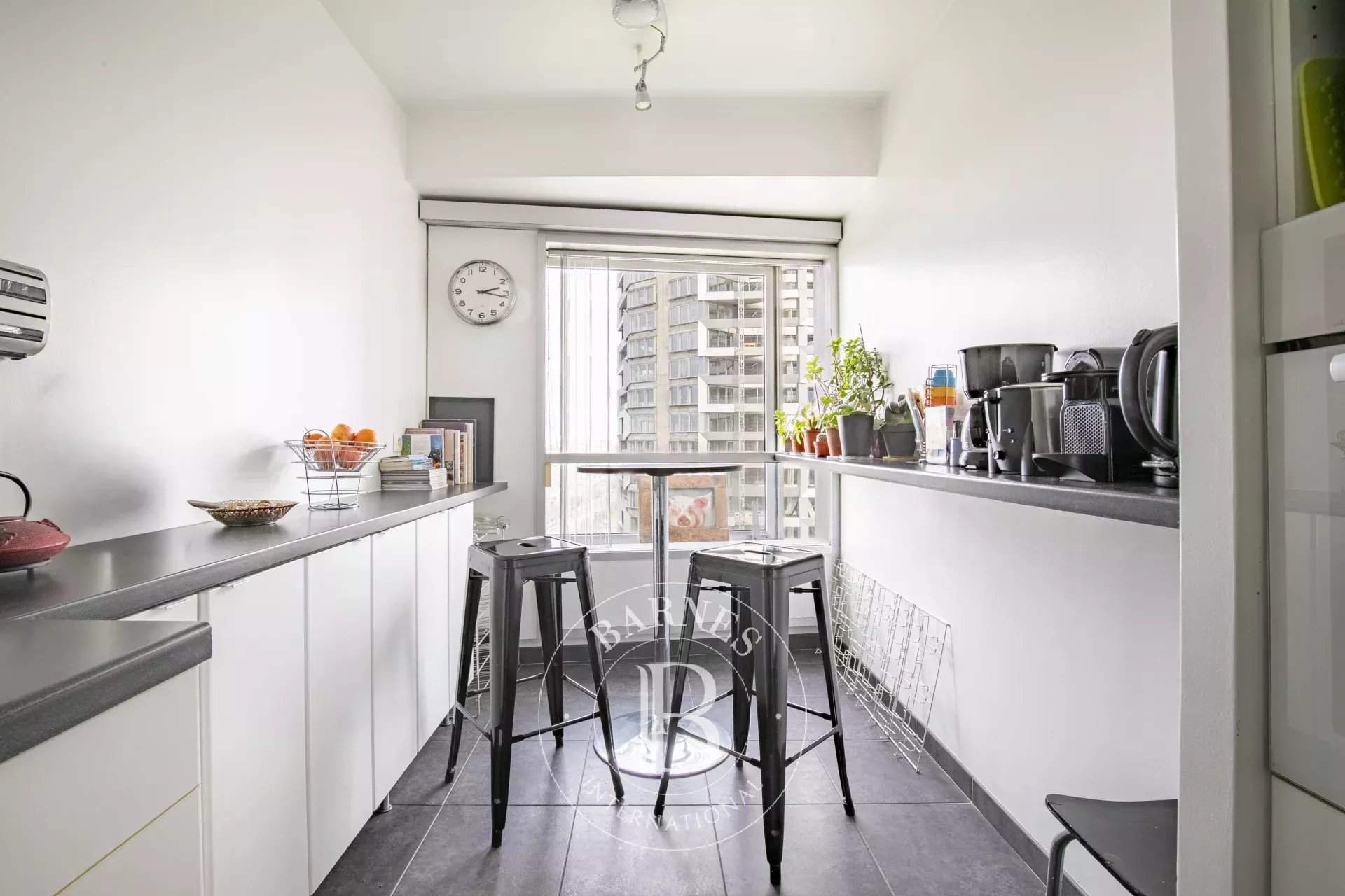 Paris  - Apartment 3 Bedrooms - picture 2