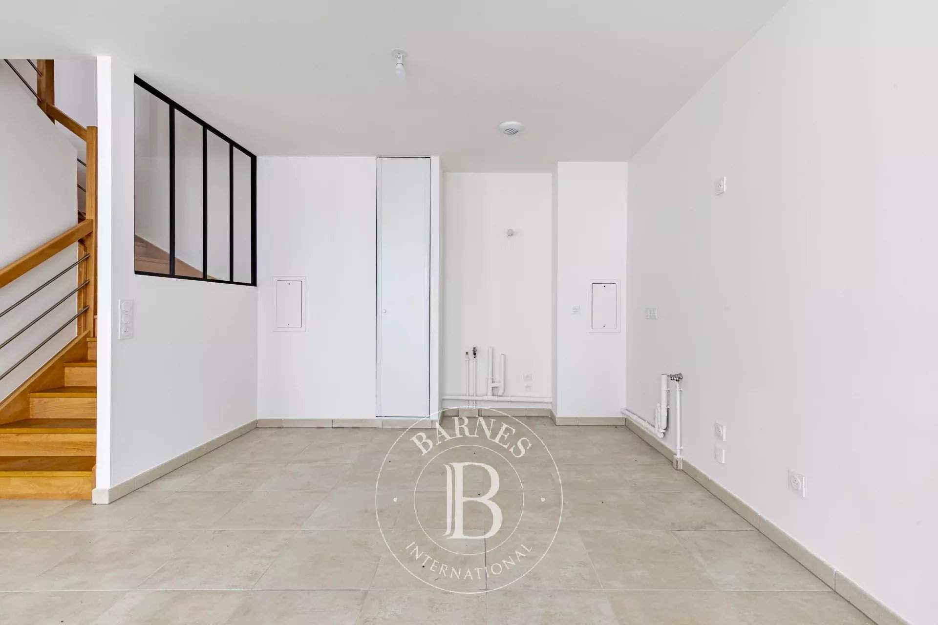 Paris  - House 4 Bedrooms - picture 10