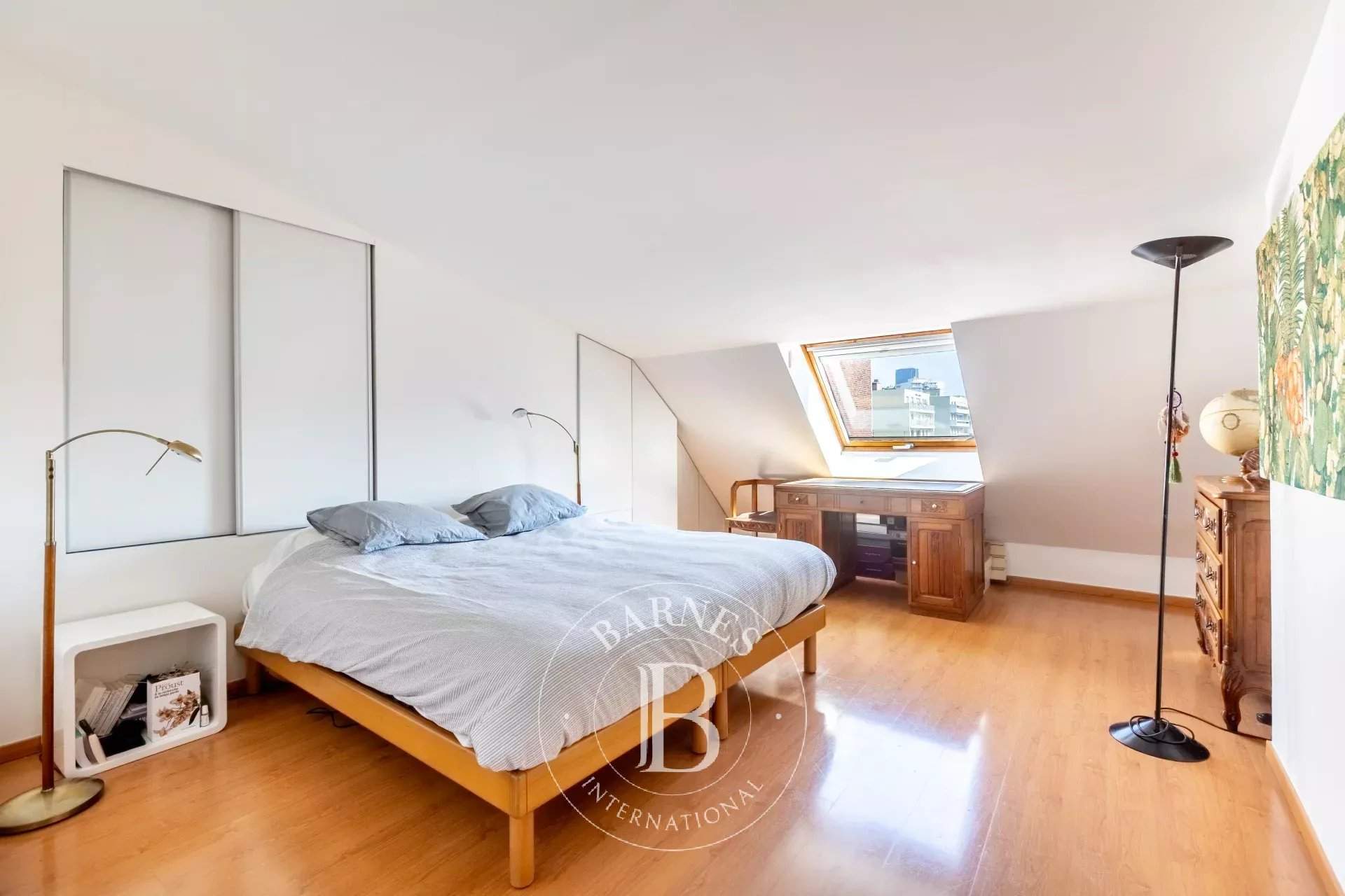 Paris  - Apartment 3 Bedrooms - picture 16