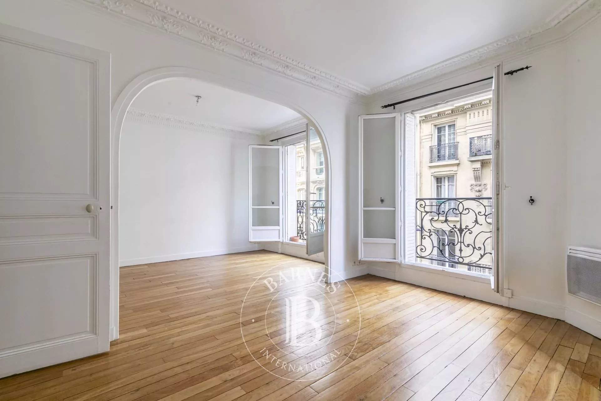Paris  - Apartment 2 Bedrooms - picture 2
