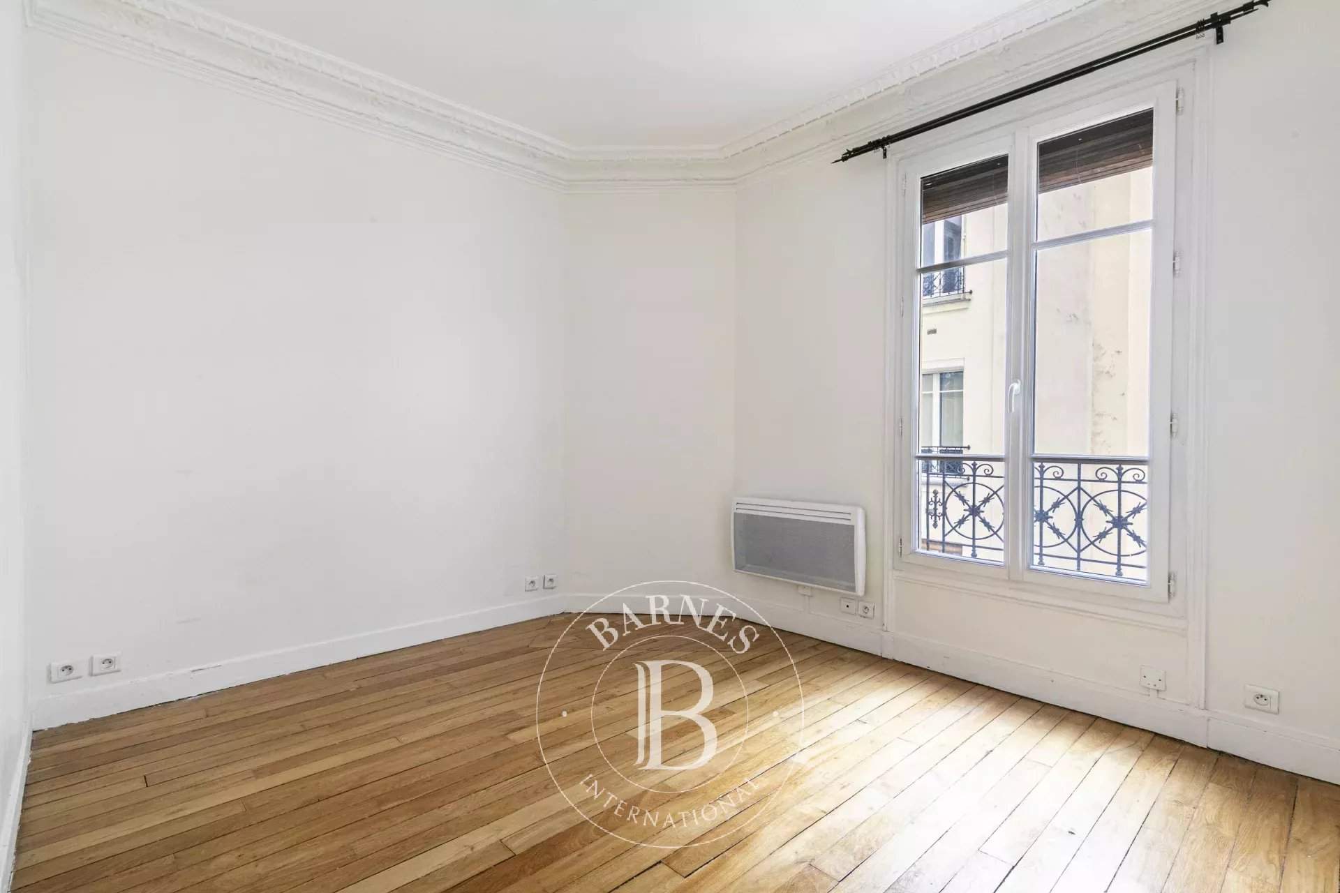 Paris  - Apartment 2 Bedrooms - picture 8