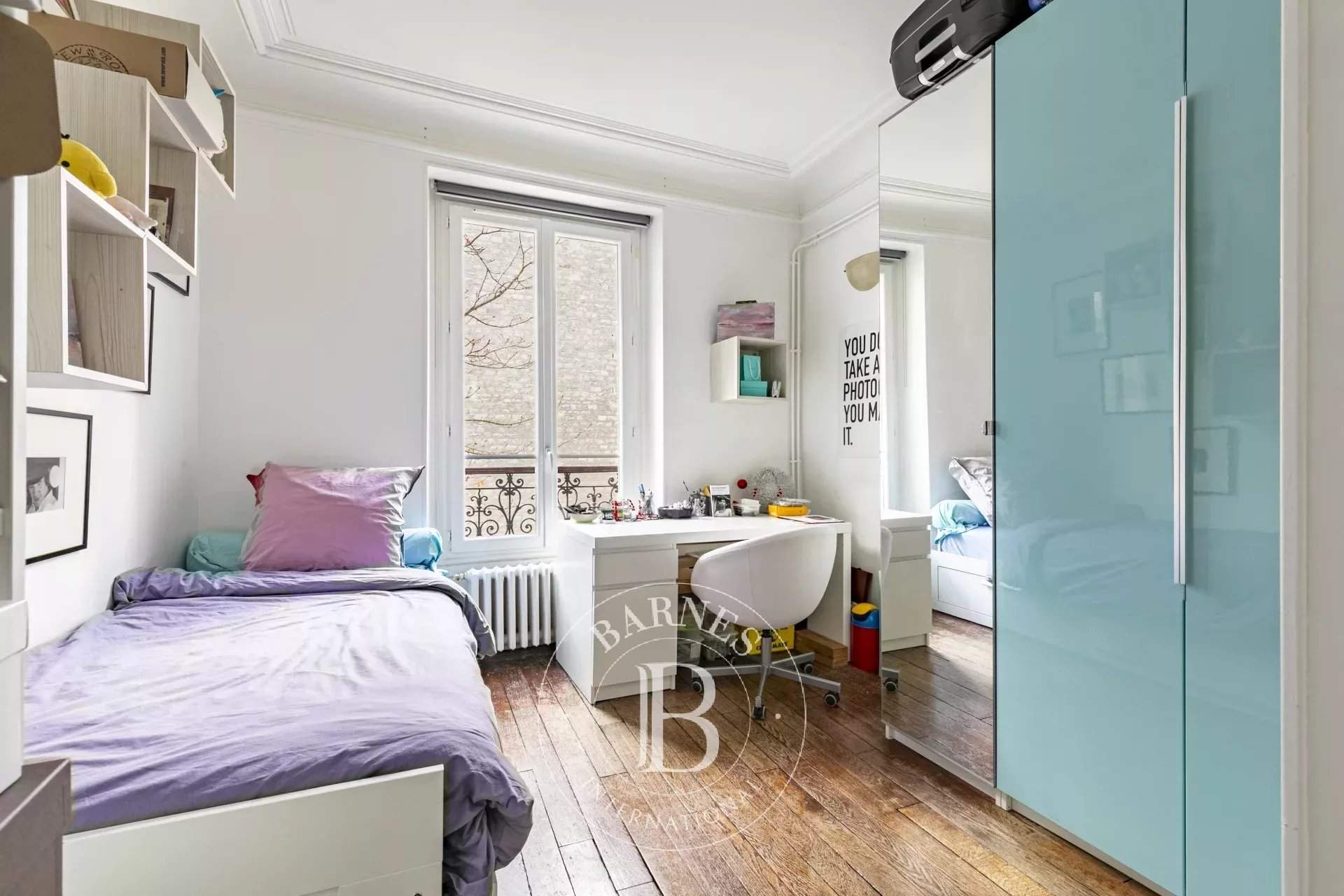 Paris  - Apartment 3 Bedrooms - picture 9