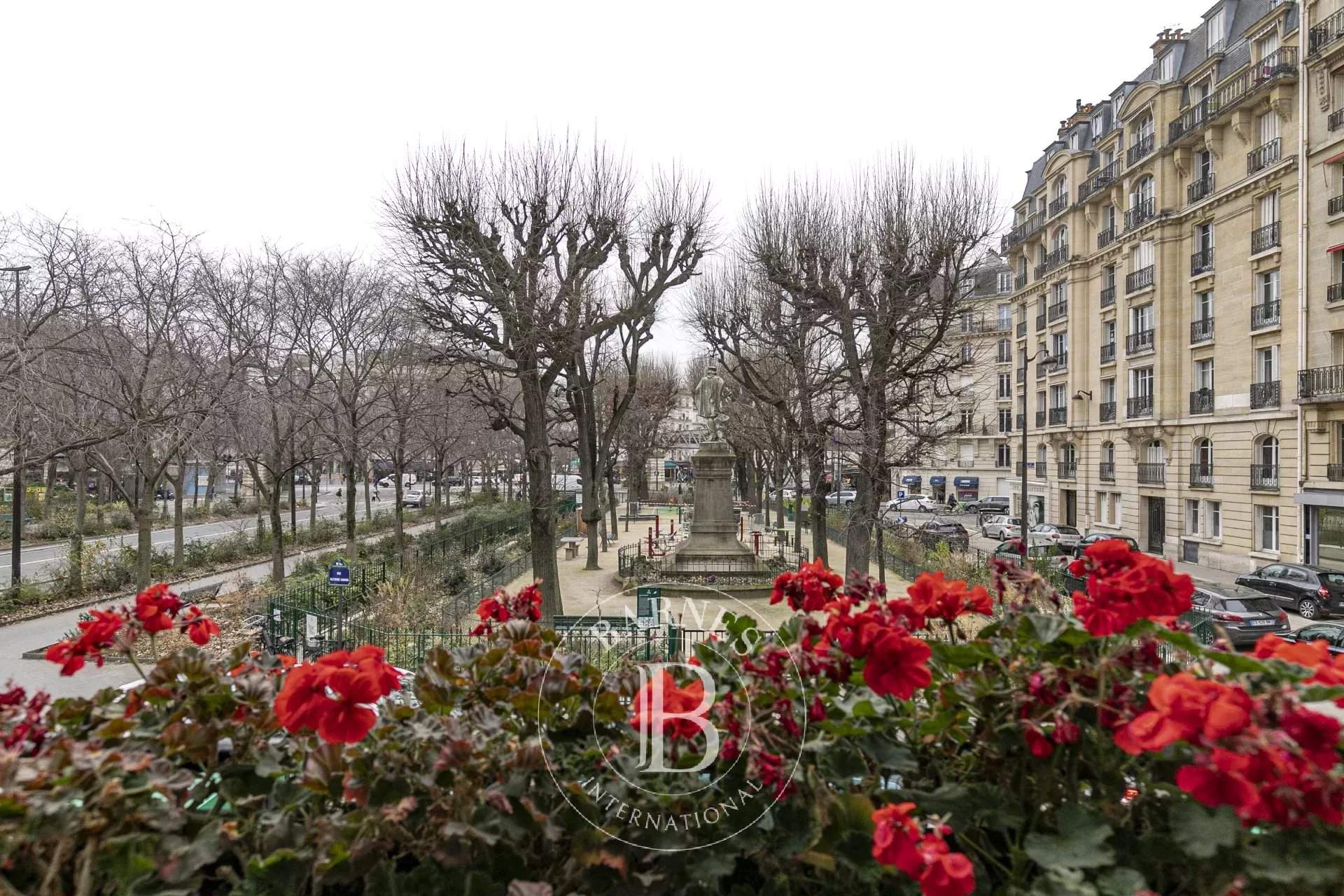 Paris  - Appartement 5 Pi&egrave;ces 4 Chambres - picture 15