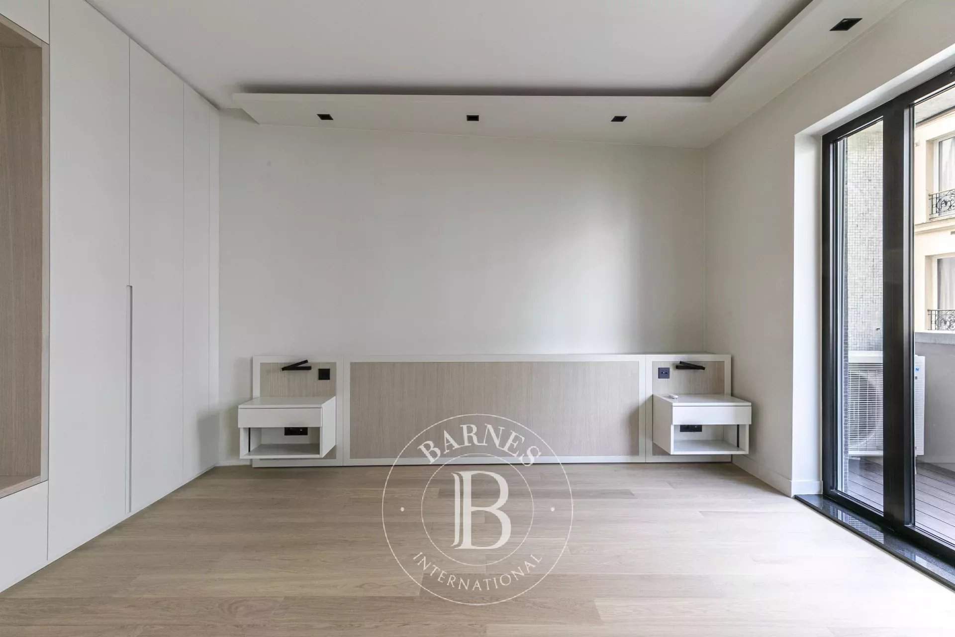 Paris  - Appartement 5 Pièces 3 Chambres - picture 9