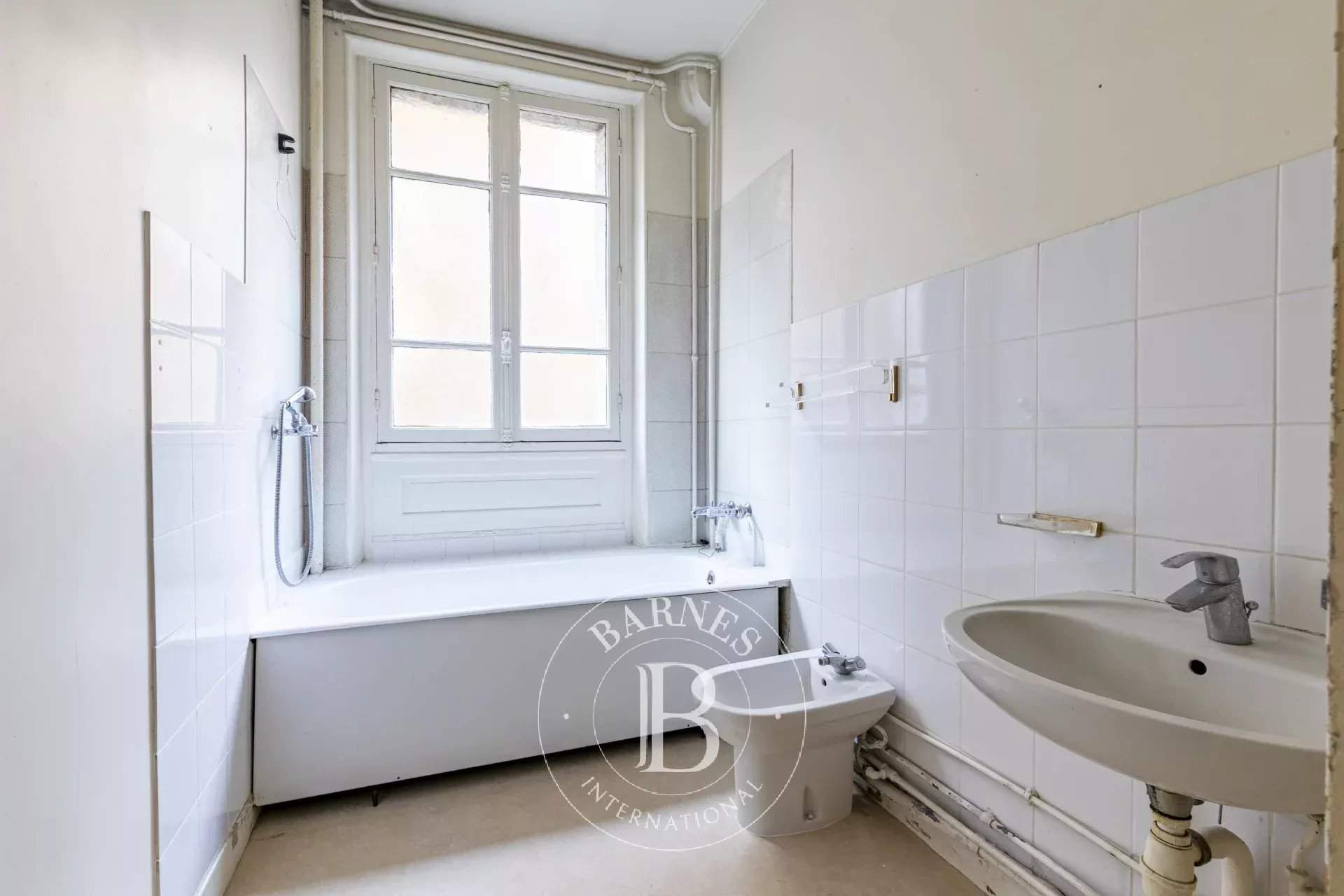 Paris  - Apartment 2 Bedrooms - picture 12