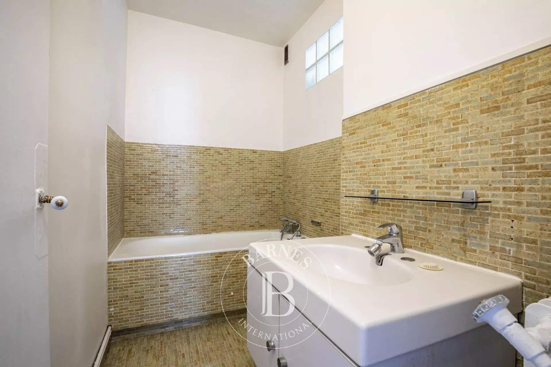 Paris  - Appartement 4 Pi&egrave;ces 3 Chambres - picture 12