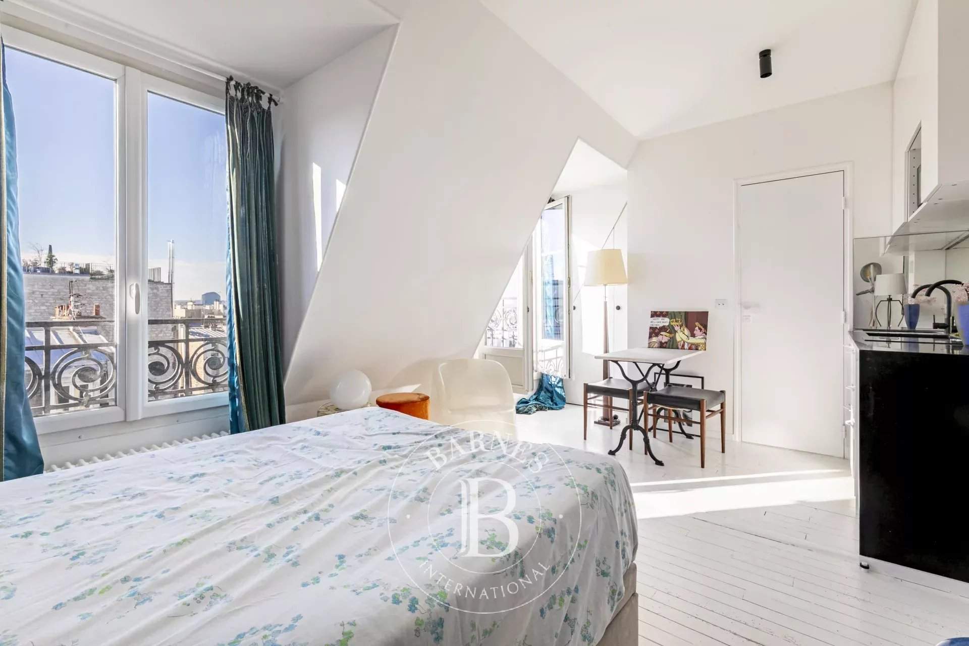 Paris  - Apartment 4 Bedrooms - picture 18