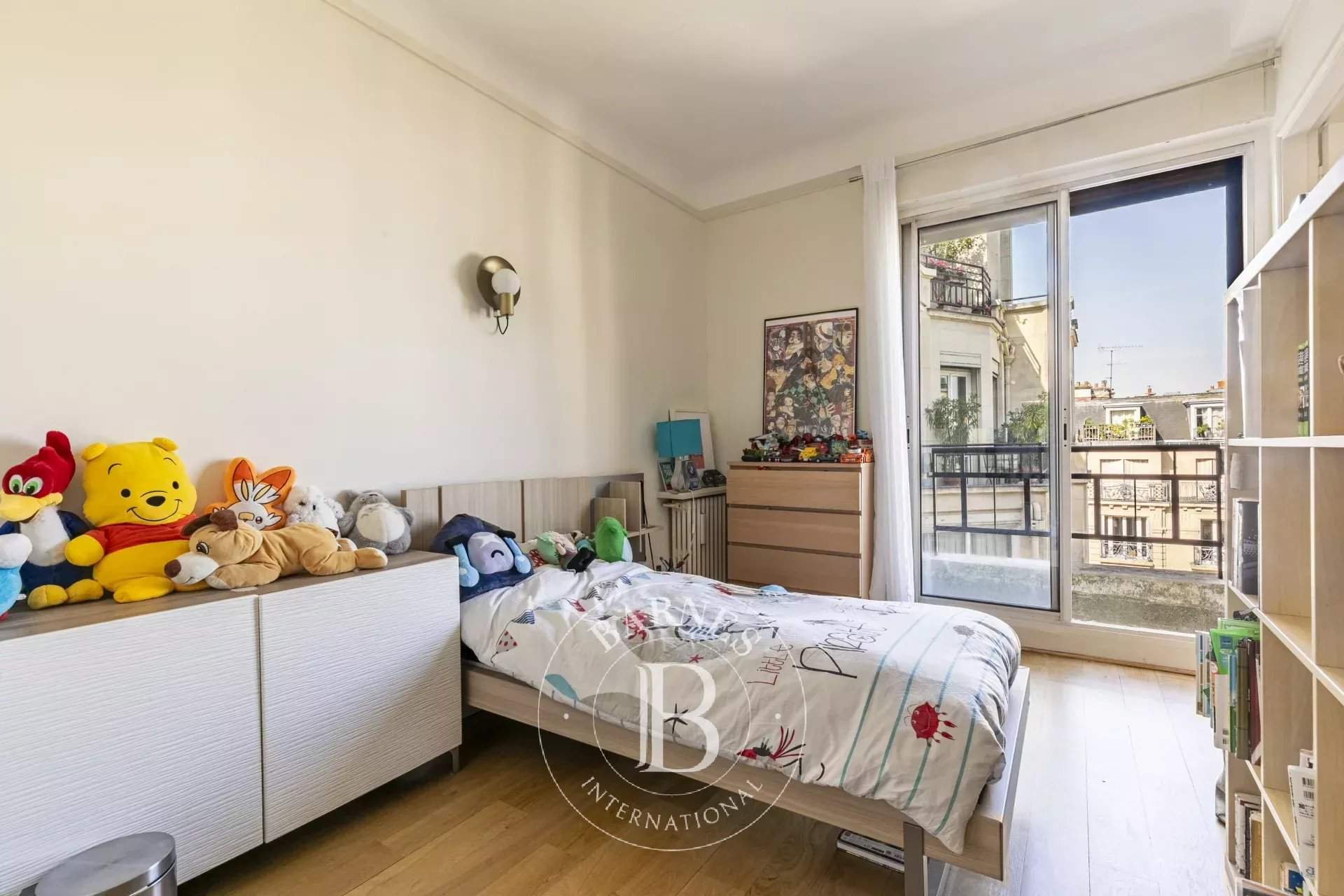 Paris  - Apartment 3 Bedrooms - picture 12