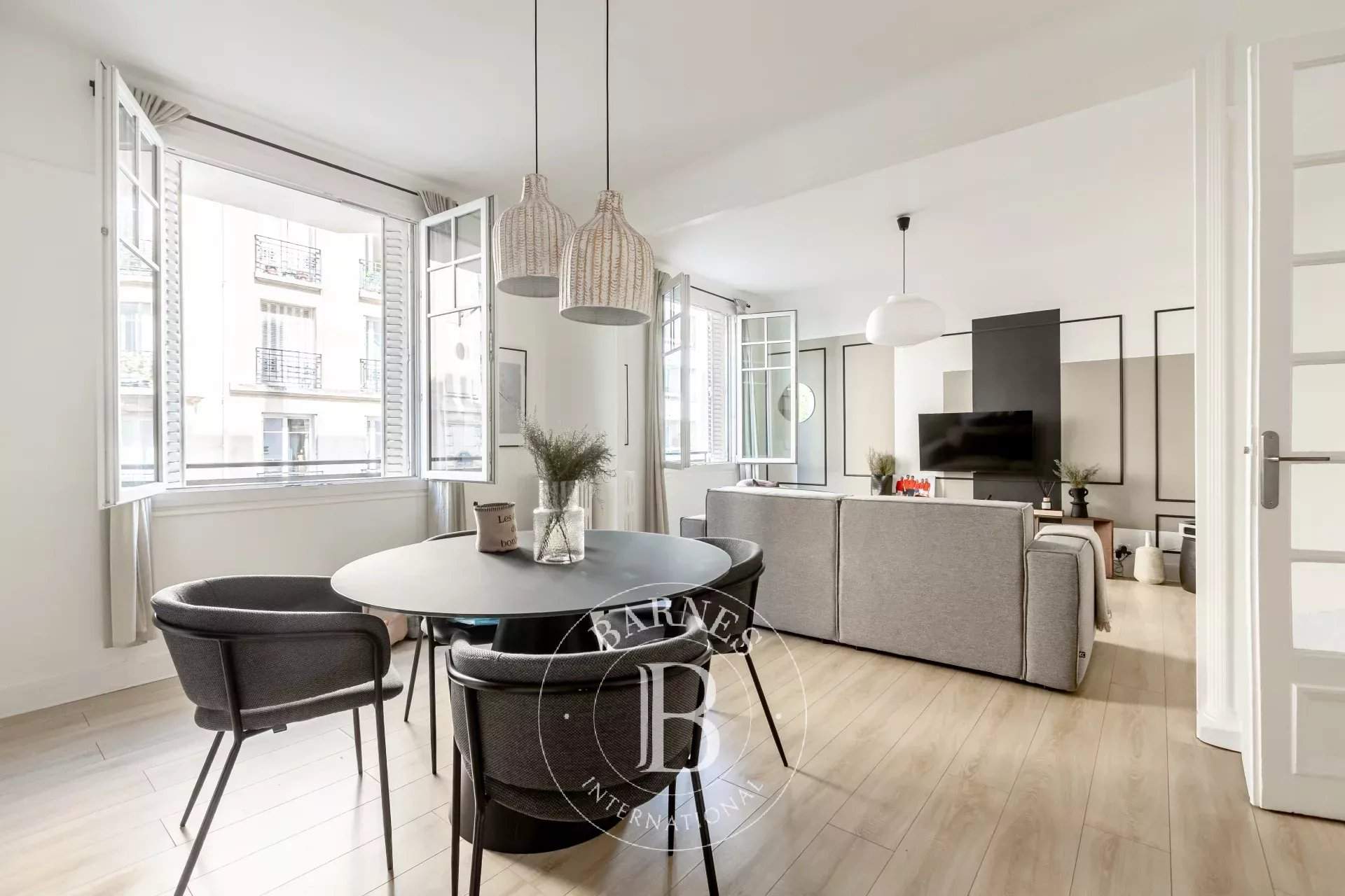 Paris  - Apartment 2 Bedrooms - picture 3