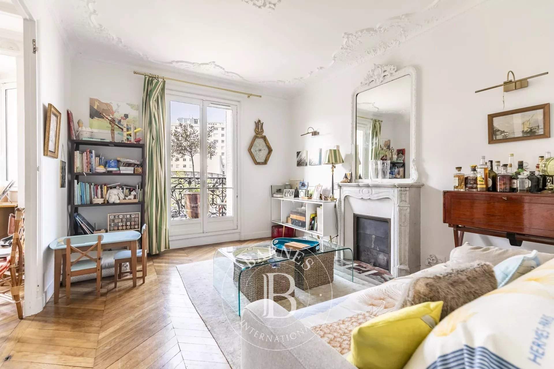 Paris  - Appartement 4 Pi&egrave;ces 2 Chambres - picture 5