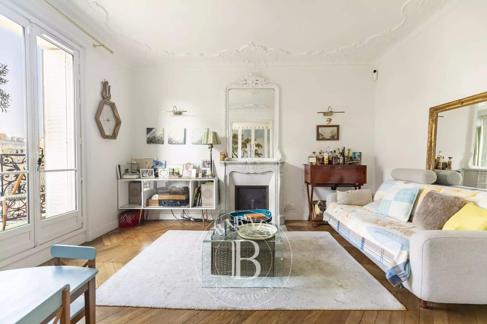 Paris  - Appartement 4 Pi&egrave;ces 2 Chambres - picture 4