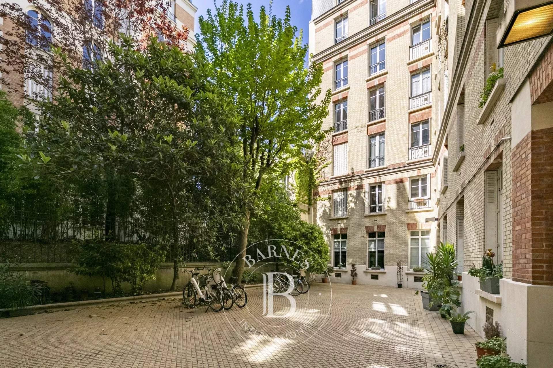 Paris  - Apartment 1 Bedroom - picture 11