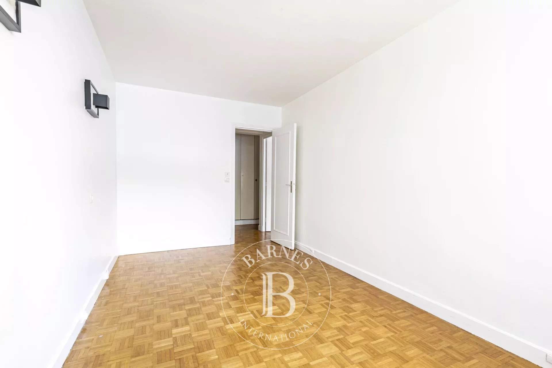 Paris  - Appartement 2 Pi&egrave;ces, 1 Chambre - picture 5