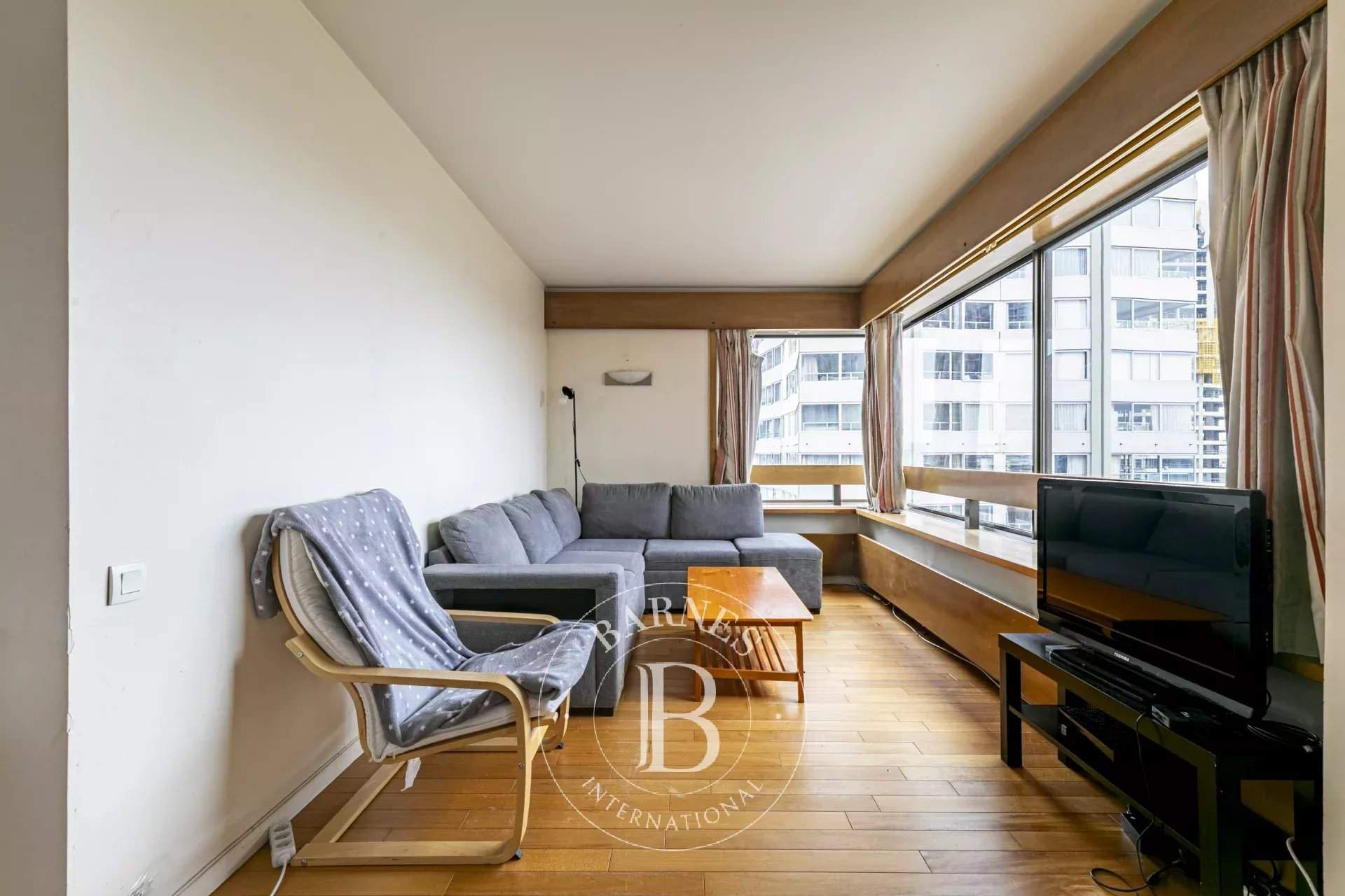 Paris  - Apartment 3 Bedrooms - picture 8