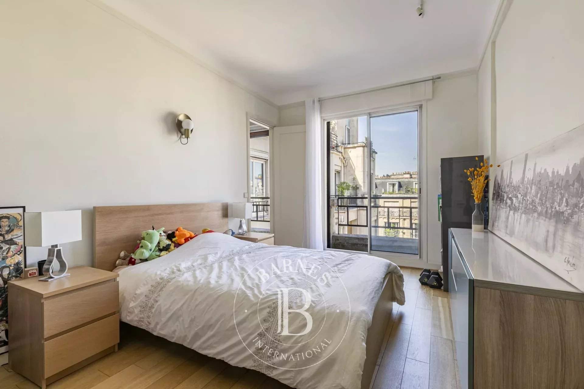 Paris  - Apartment 3 Bedrooms - picture 11