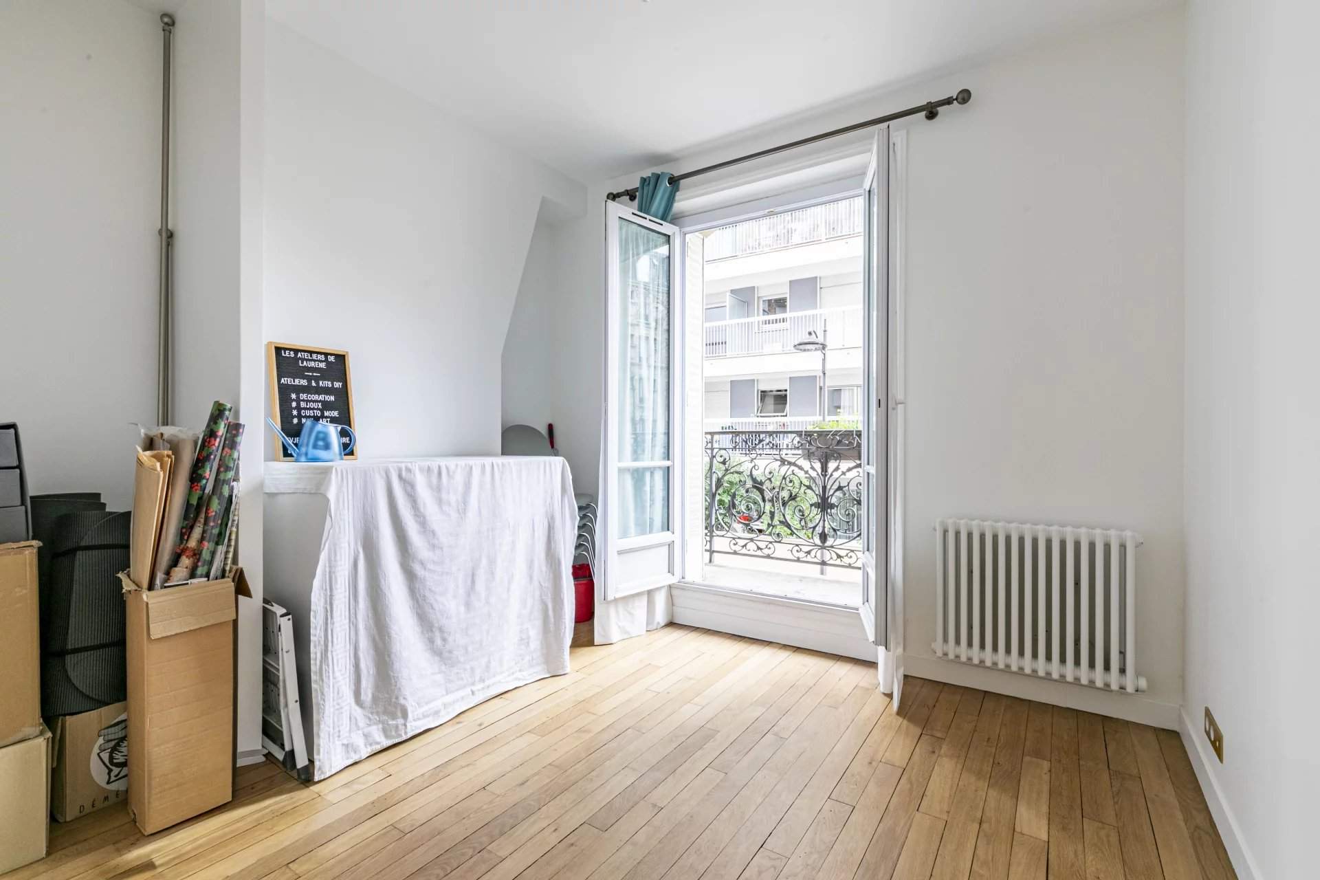 Paris  - Appartement 4 Pi&egrave;ces 2 Chambres - picture 9