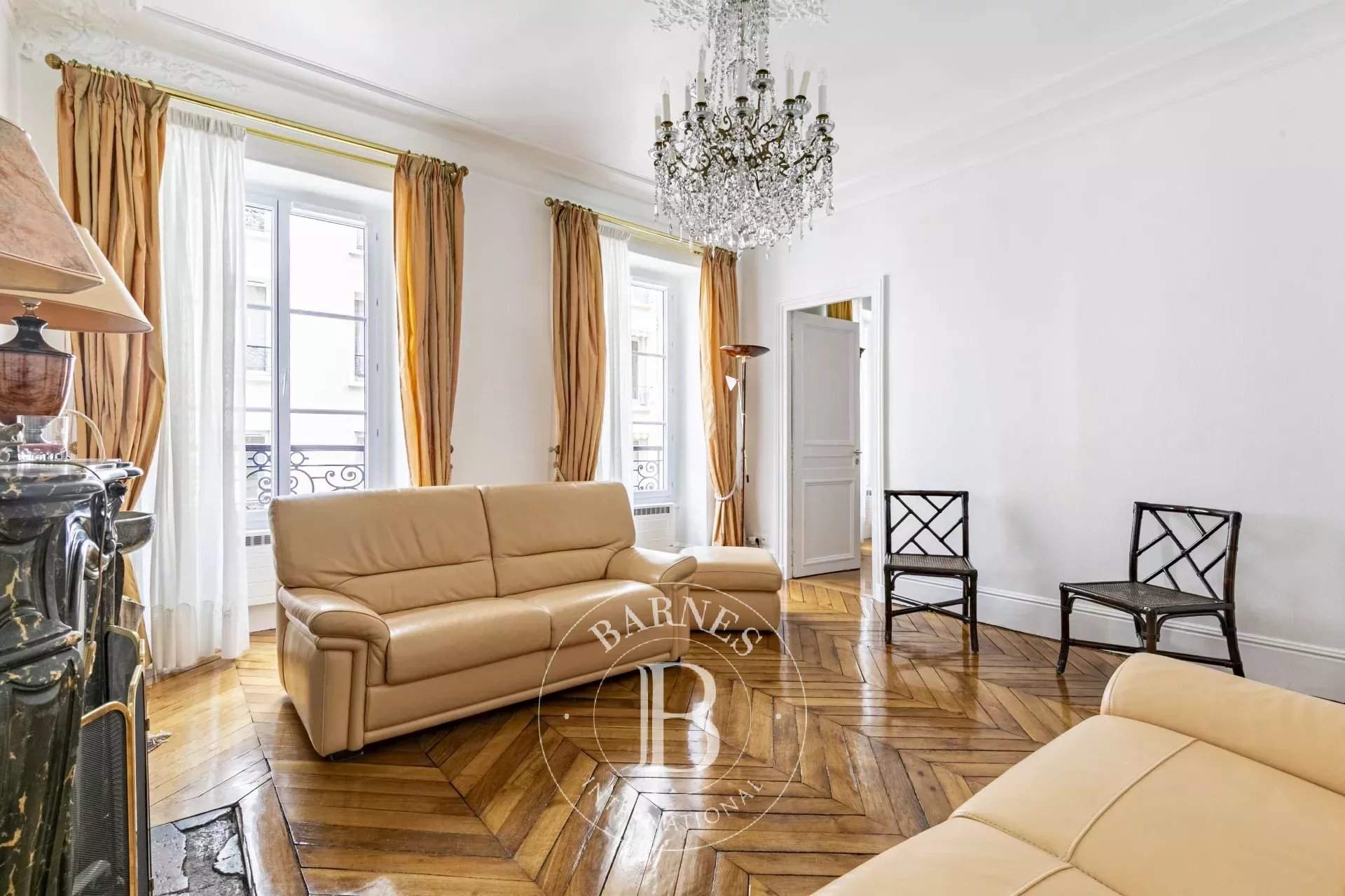 Paris  - Apartment 2 Bedrooms - picture 2