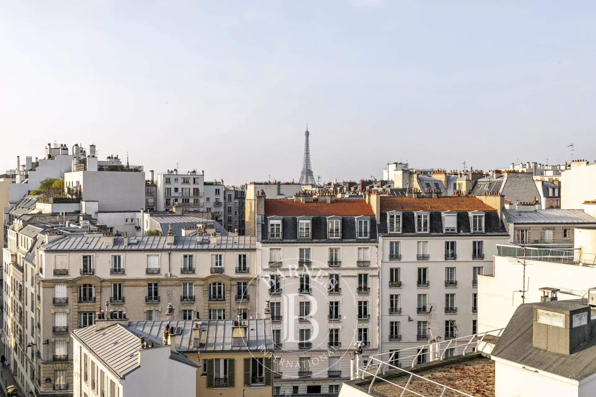 Paris  - Appartement 5 Pi&egrave;ces 3 Chambres - picture 1