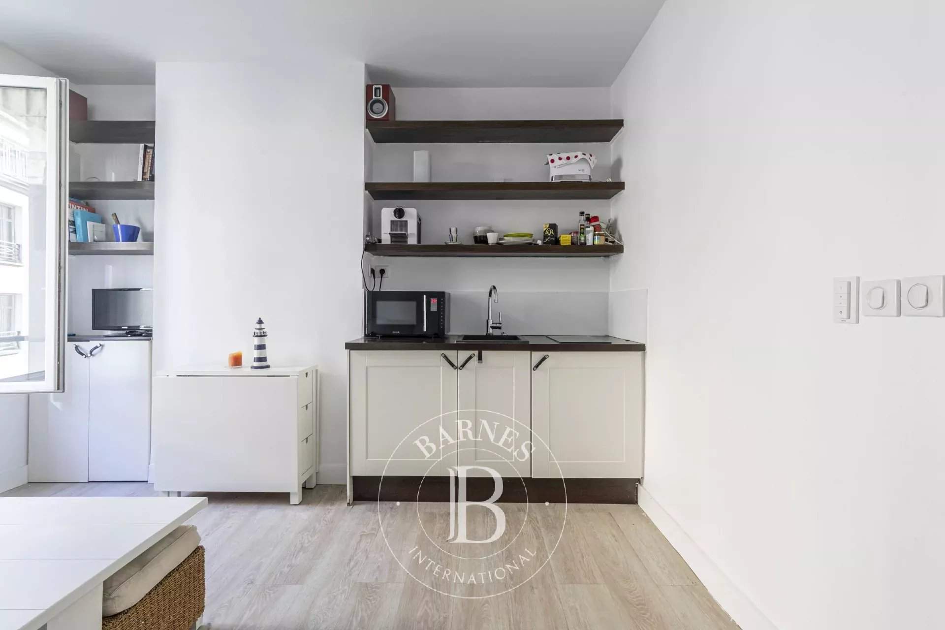 Paris  - Appartement 1 Pièce, 1 Chambre - picture 2