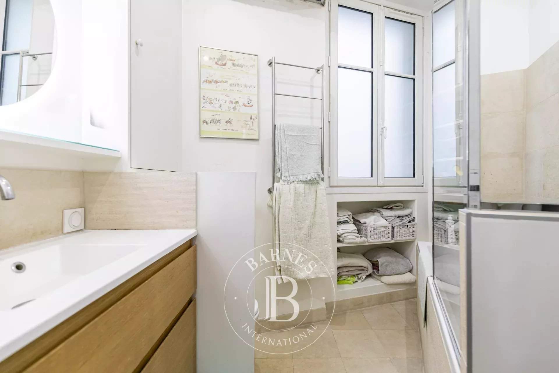 Paris  - Appartement 4 Pi&egrave;ces 2 Chambres - picture 11