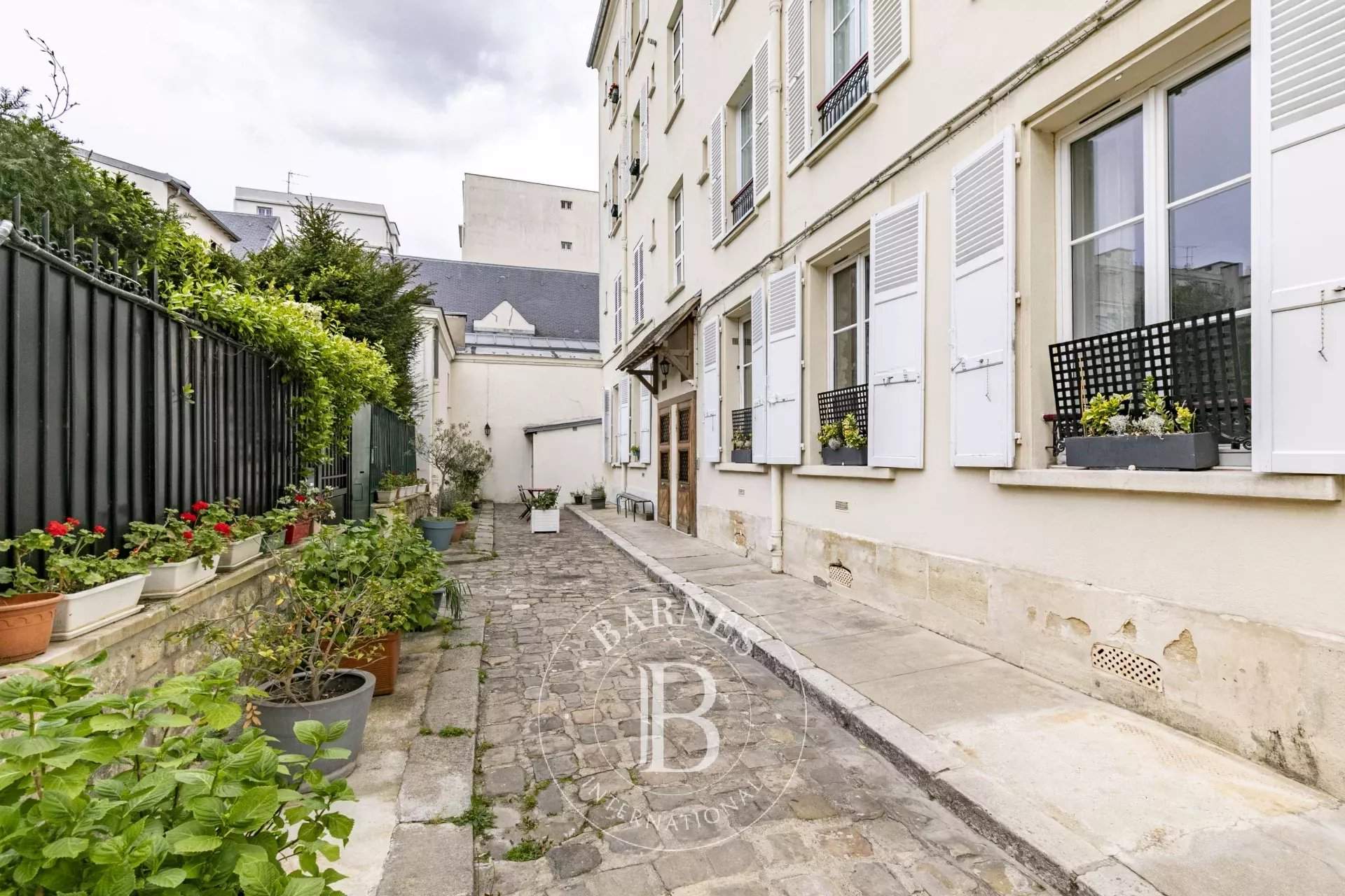 Paris  - Apartment 2 Bedrooms - picture 13