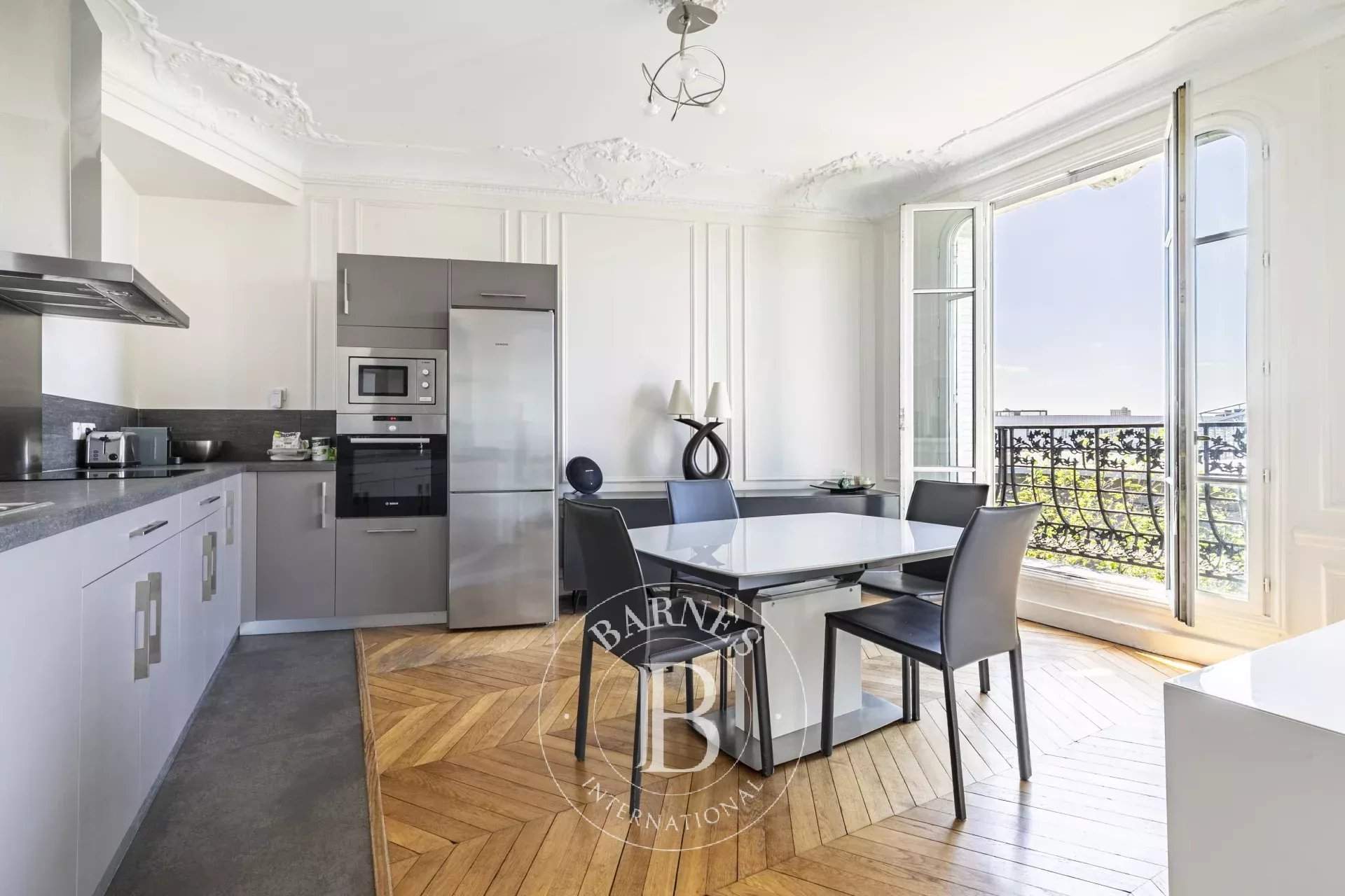 Paris  - Apartment 3 Bedrooms - picture 6