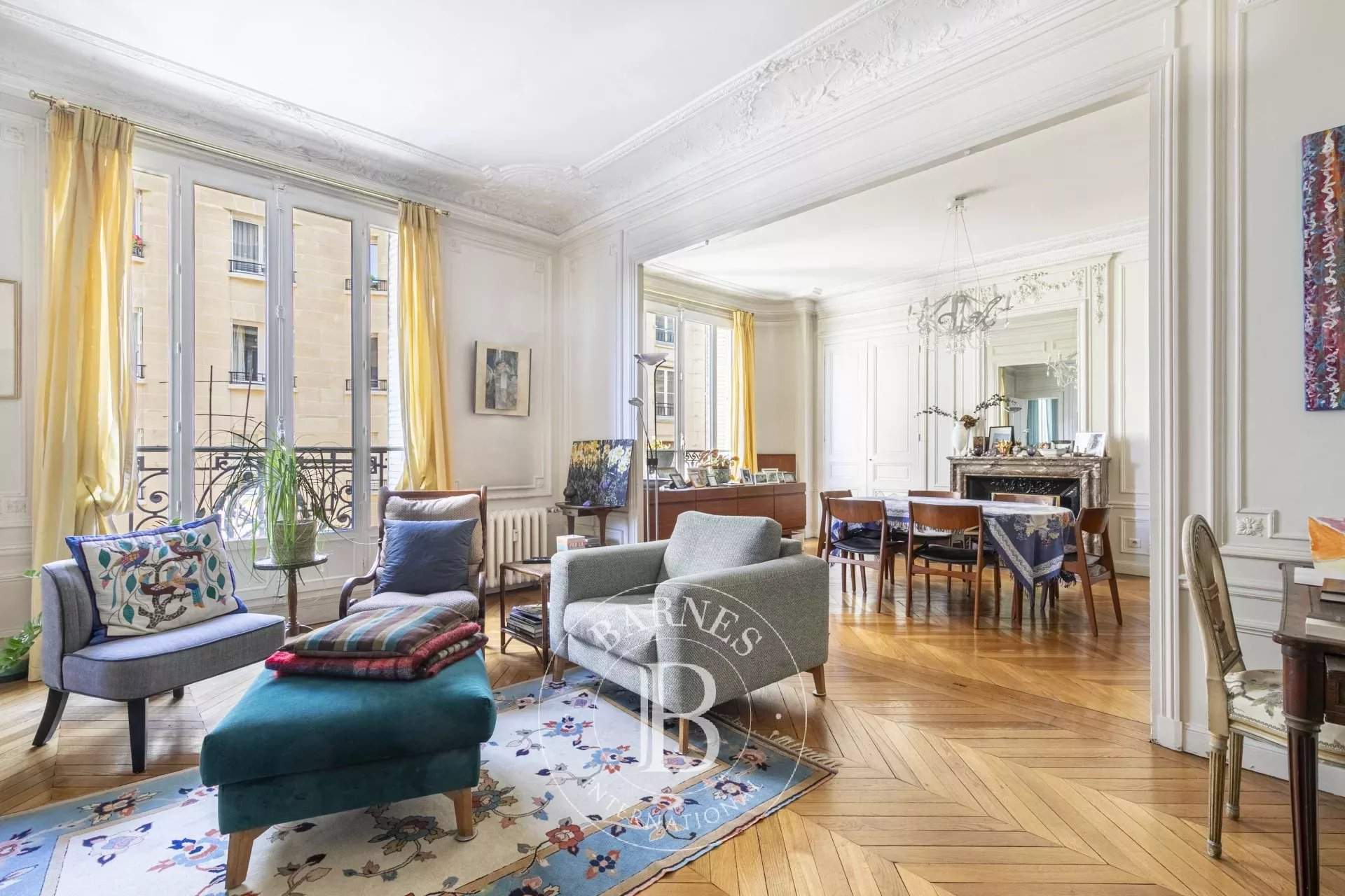 Paris  - Appartement 5 Pièces 3 Chambres - picture 1