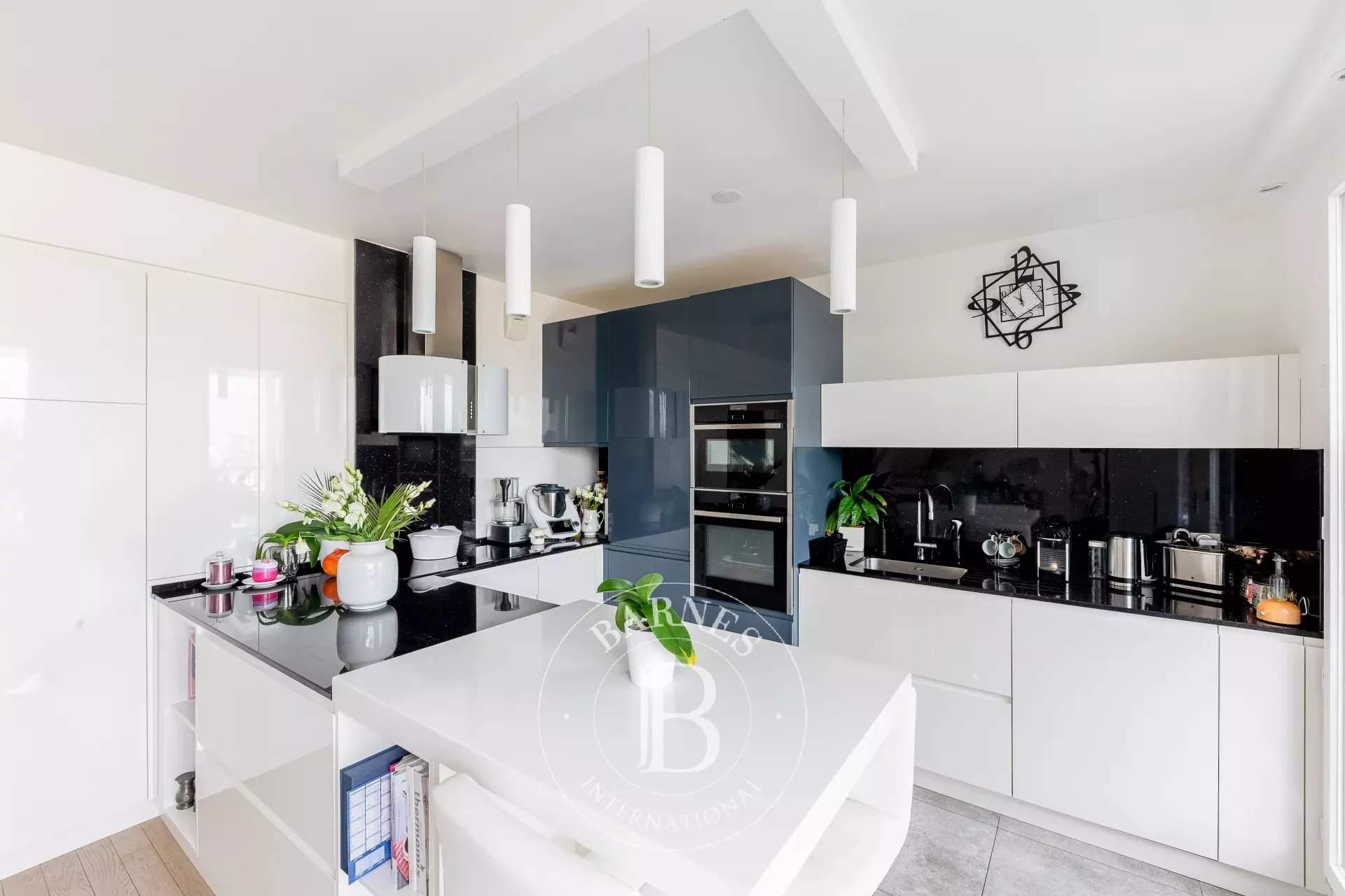 Paris  - Appartement 4 Pièces 2 Chambres - picture 6