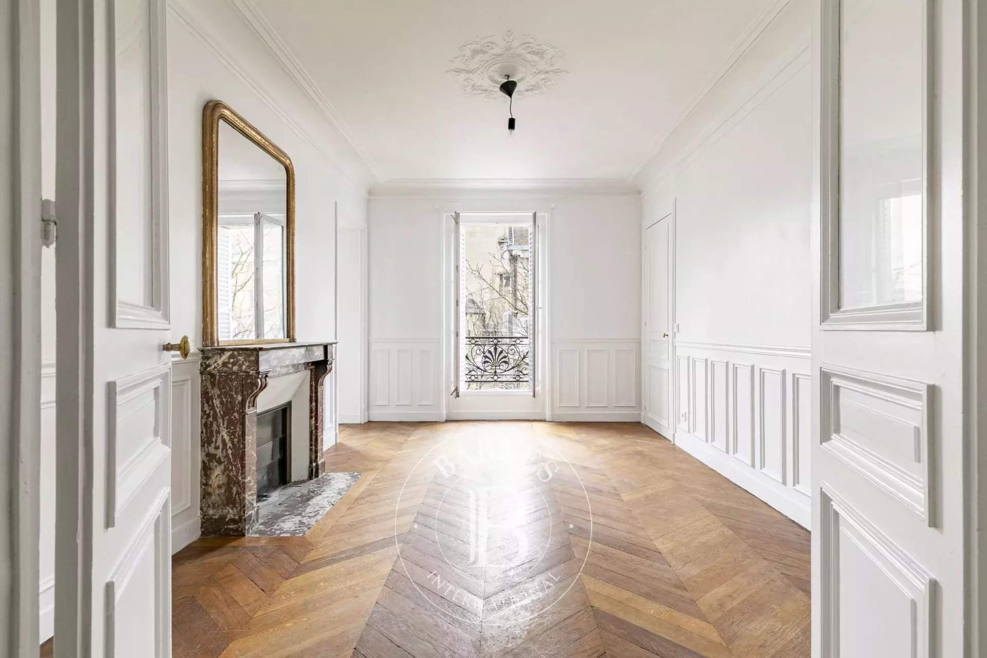 Paris  - Appartement 4 Pi&egrave;ces 3 Chambres - picture 7