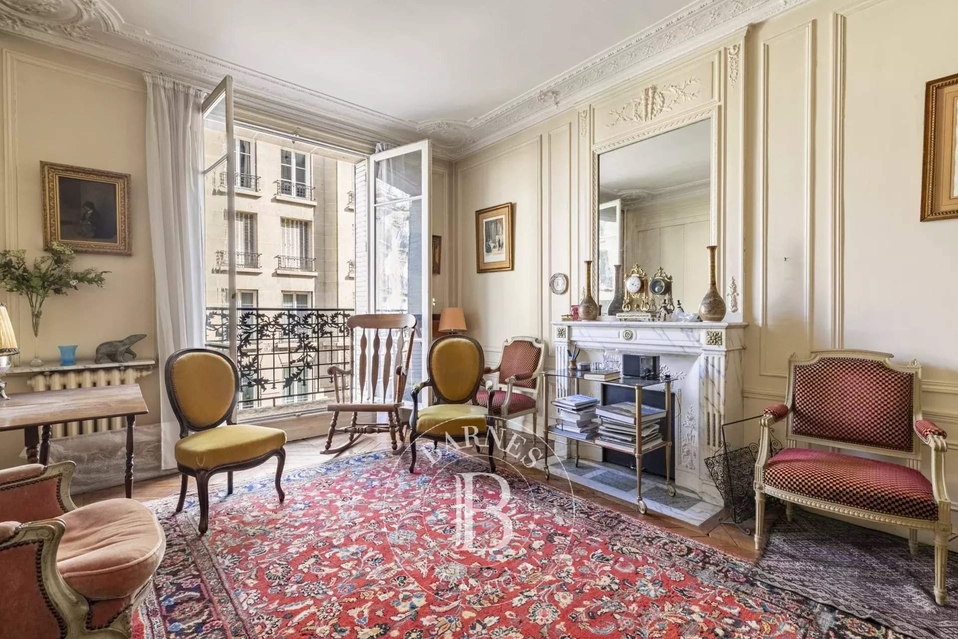 Paris  - Appartement 4 Pi&egrave;ces 2 Chambres - picture 4