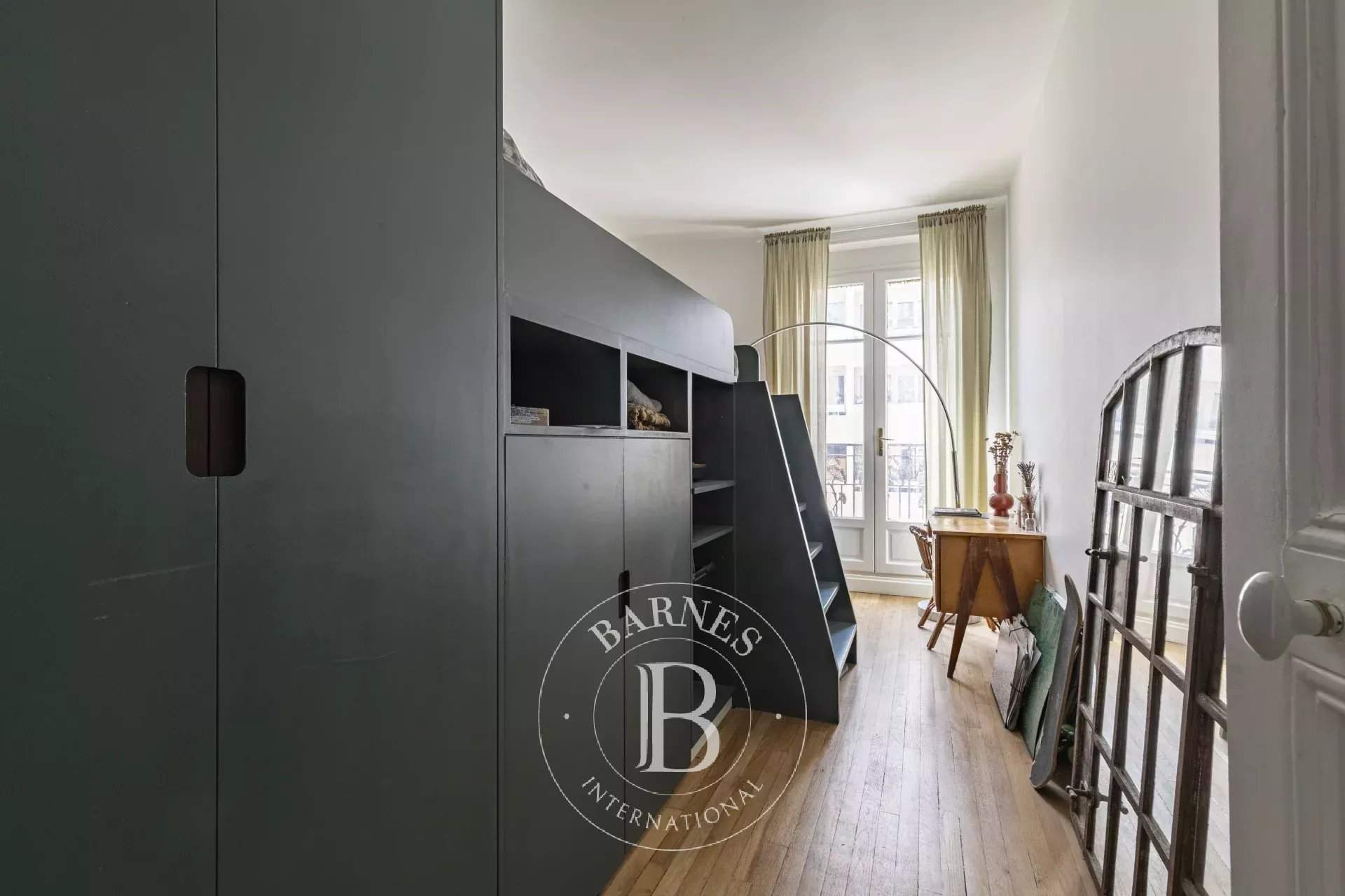 Paris  - Appartement 6 Pi&egrave;ces 4 Chambres - picture 13