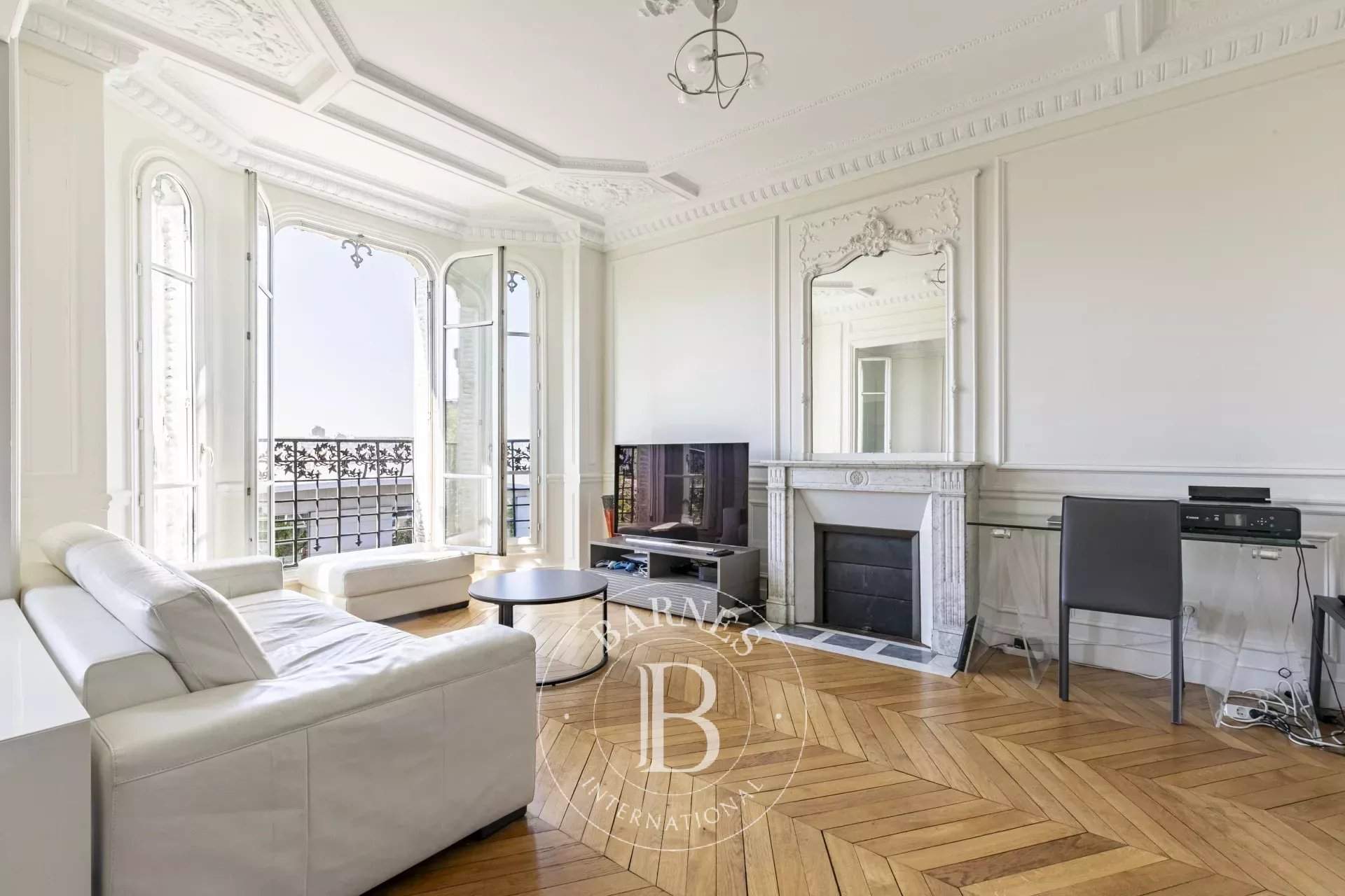 Paris  - Apartment 3 Bedrooms - picture 1