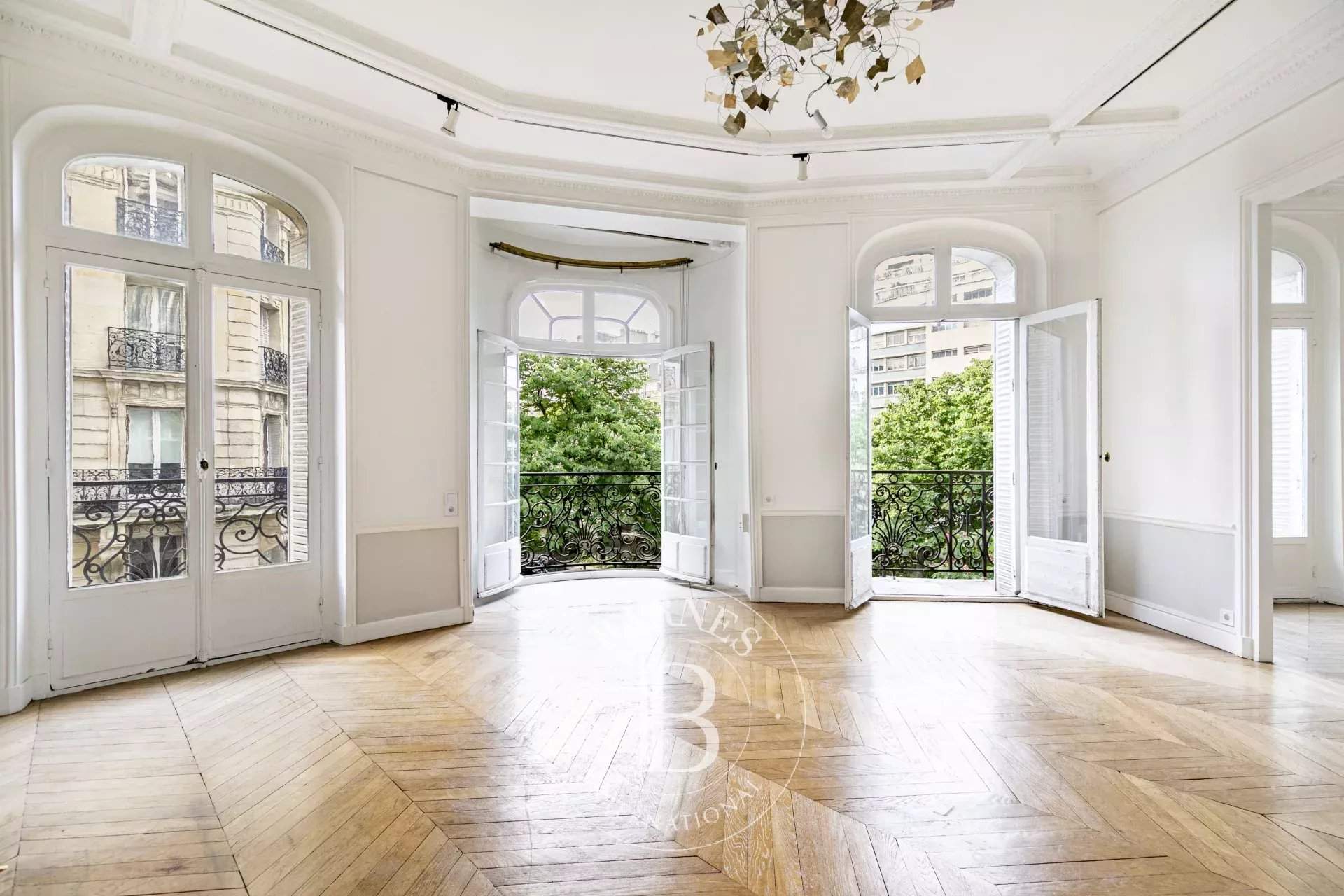 Paris  - Apartment 3 Bedrooms - picture 4