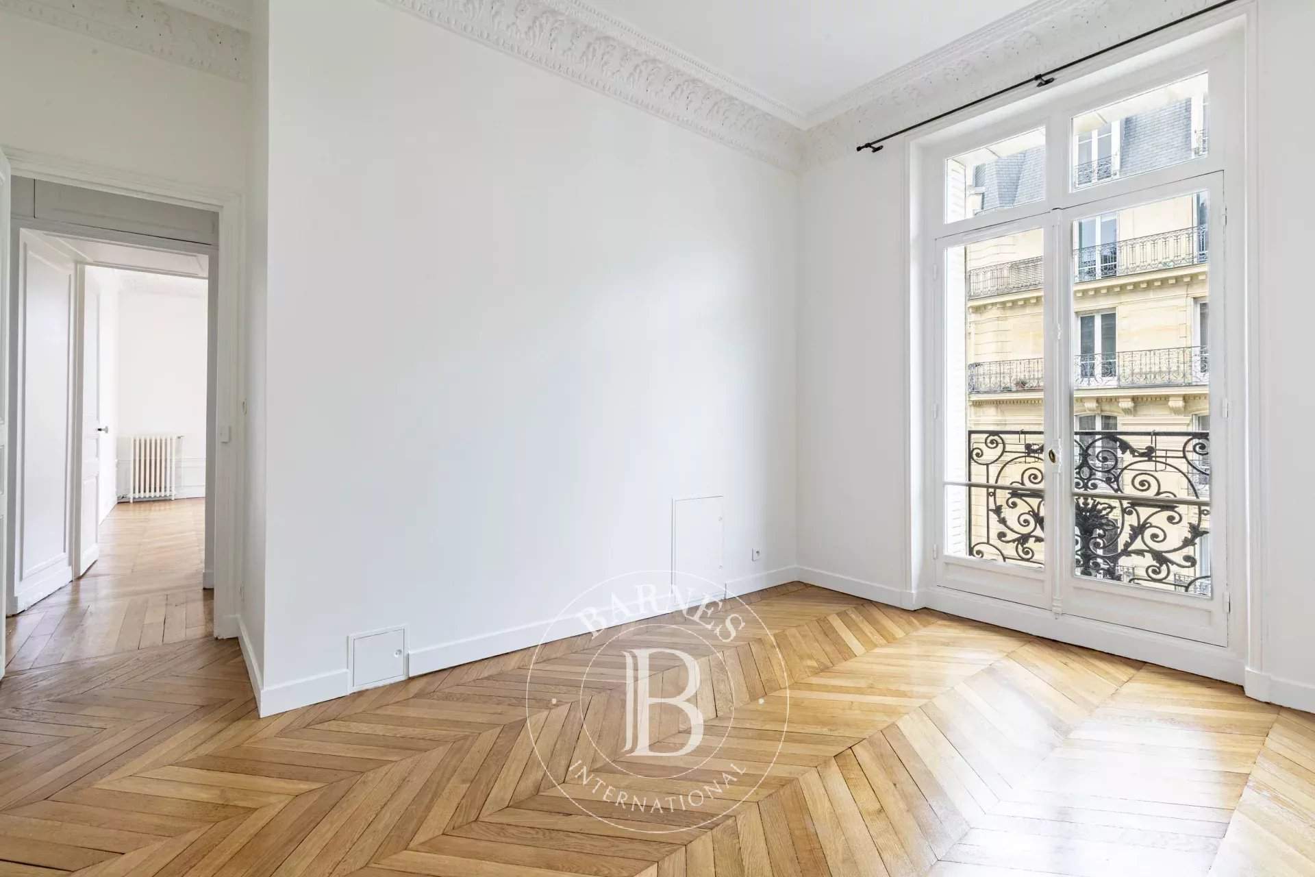 Paris  - Apartment 3 Bedrooms - picture 12