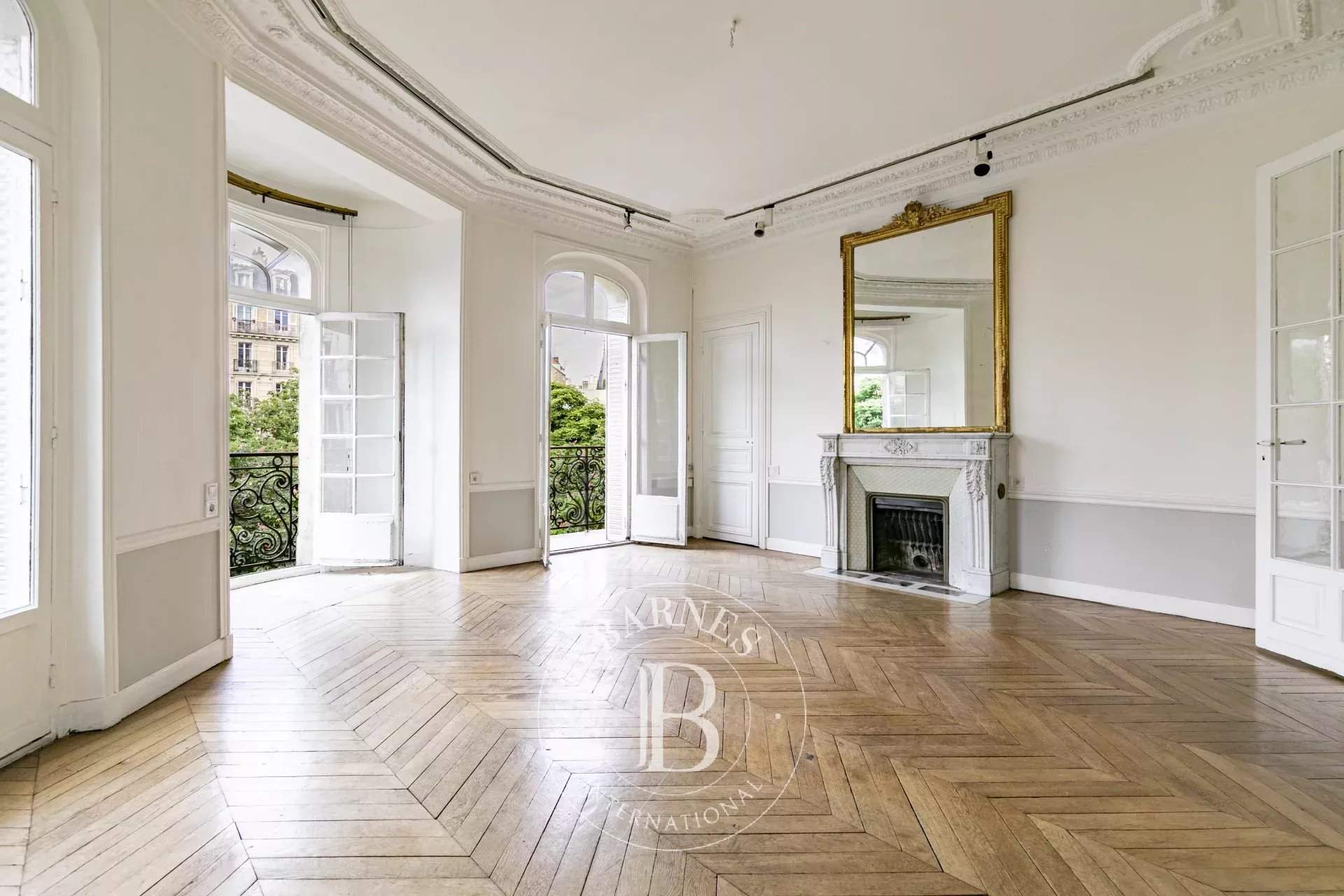 Paris  - Apartment 3 Bedrooms - picture 9