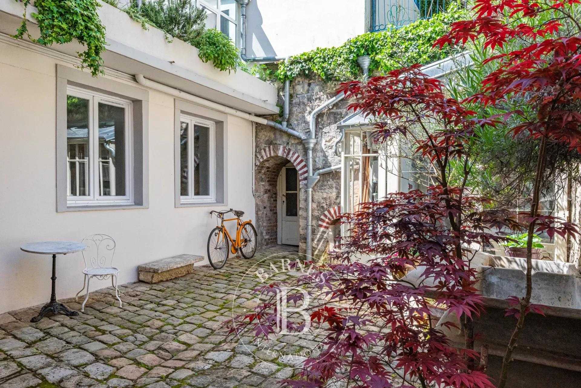 Montrouge  - House 5 Bedrooms