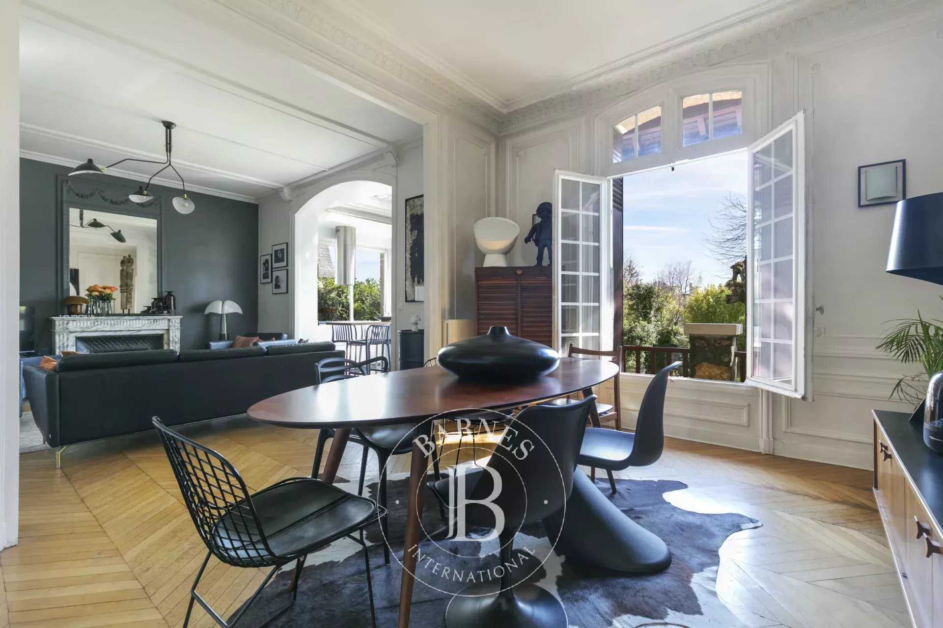 Nogent-sur-Marne  - Maison 7 Pi&egrave;ces 5 Chambres